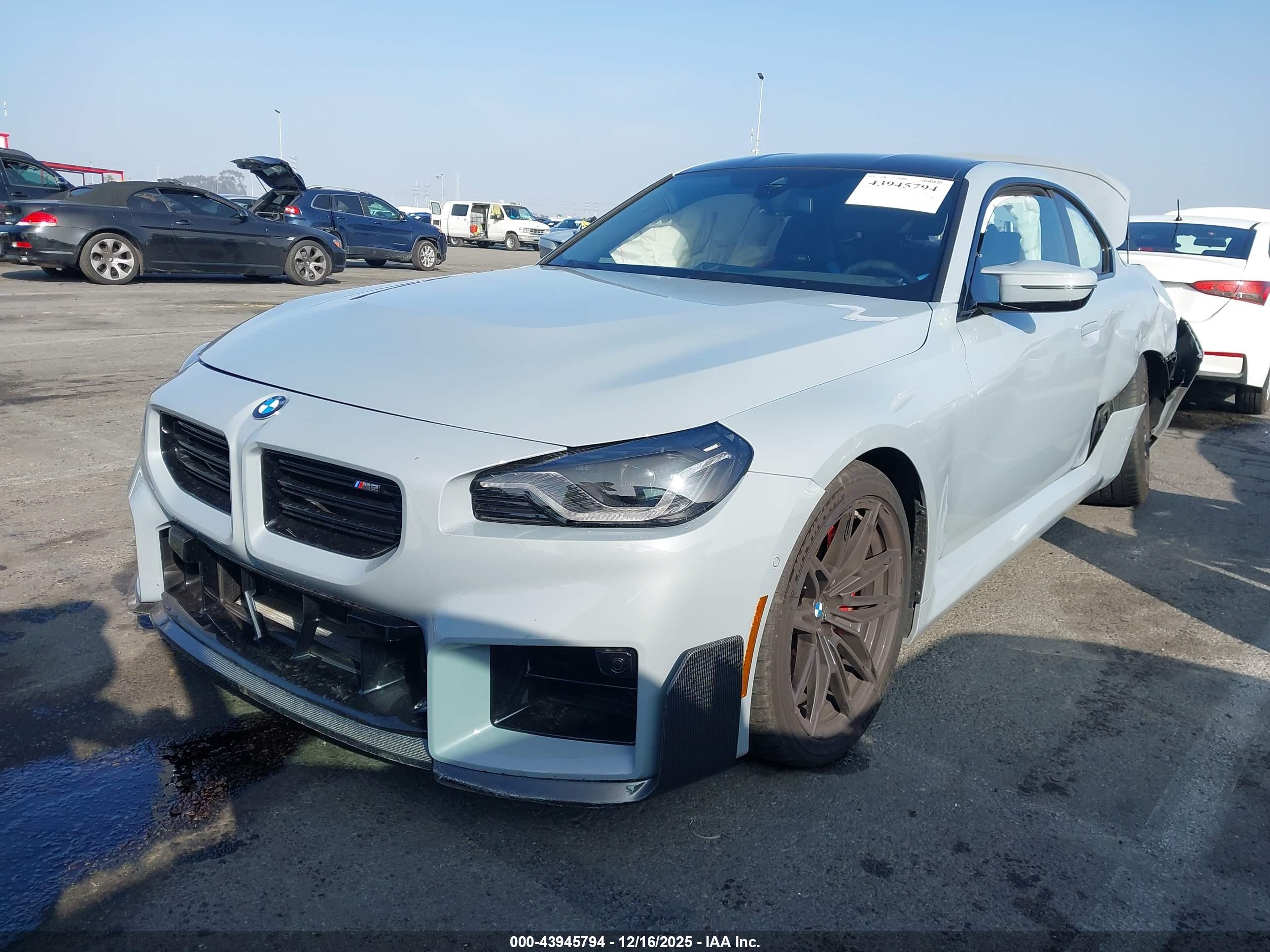 BMW M2 image 2