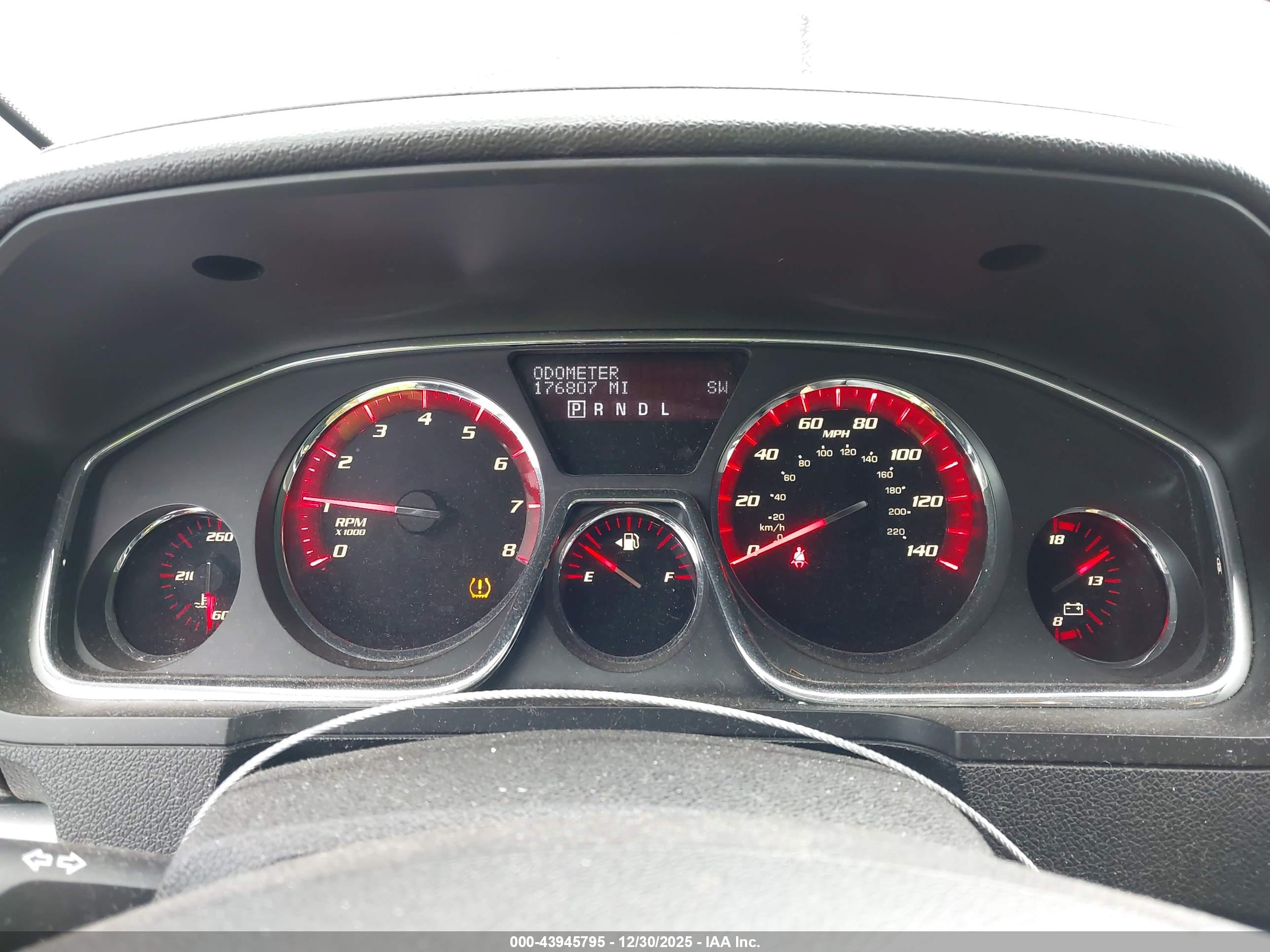 GMC ACADIA image 7