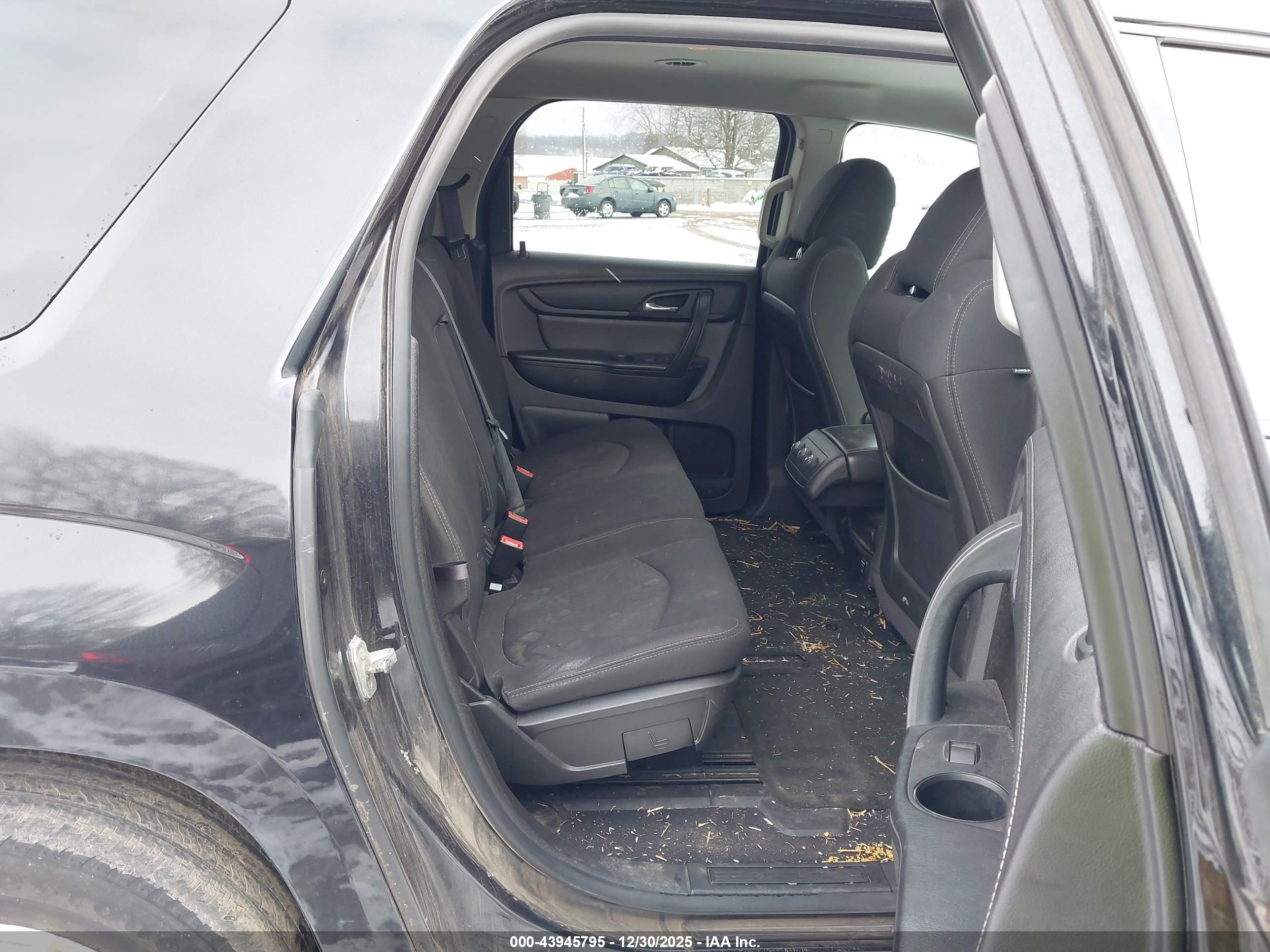 GMC ACADIA image 8