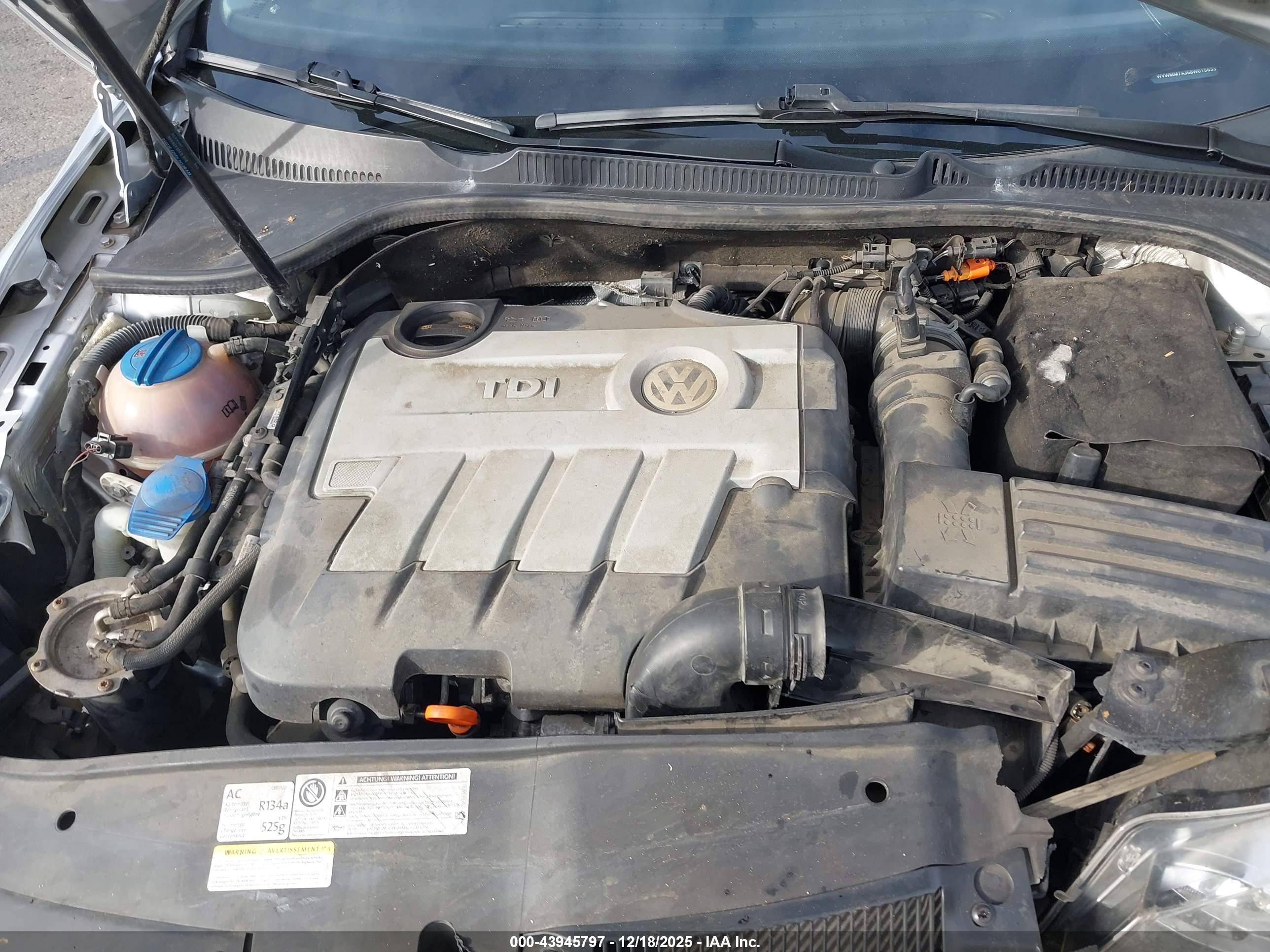 VOLKSWAGEN GOLF image 10