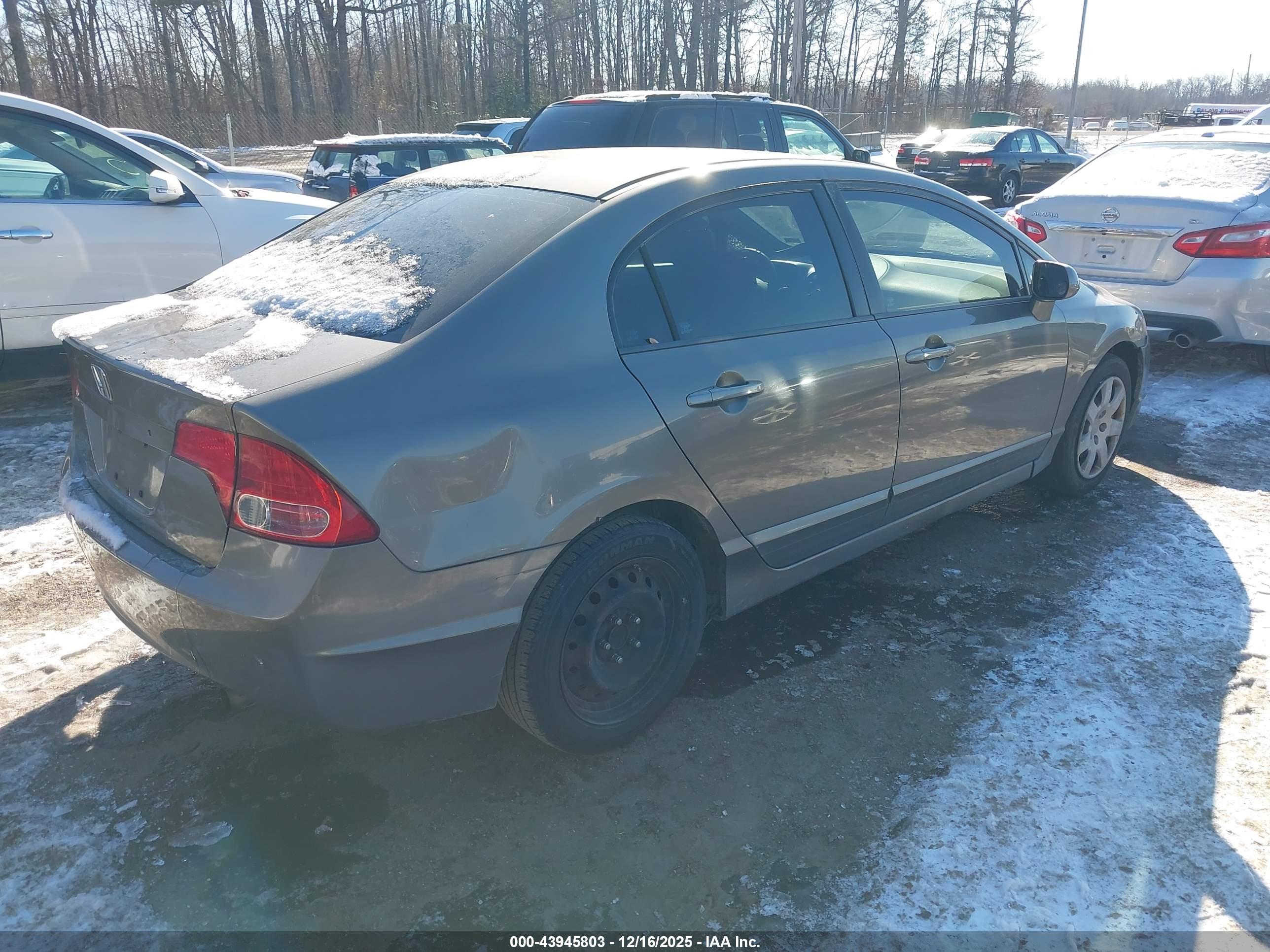 HONDA CIVIC image 4