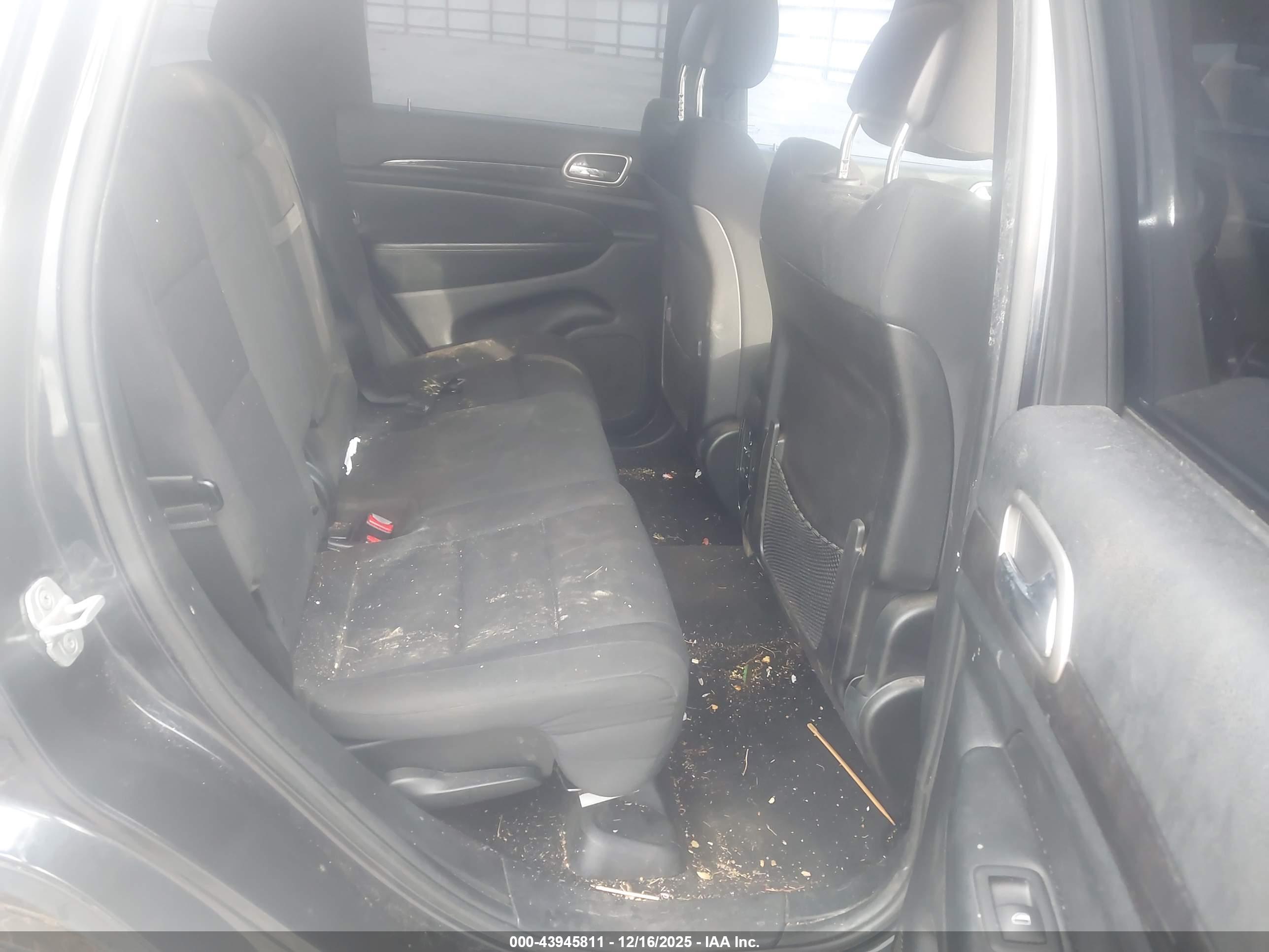 JEEP GRAND image 8