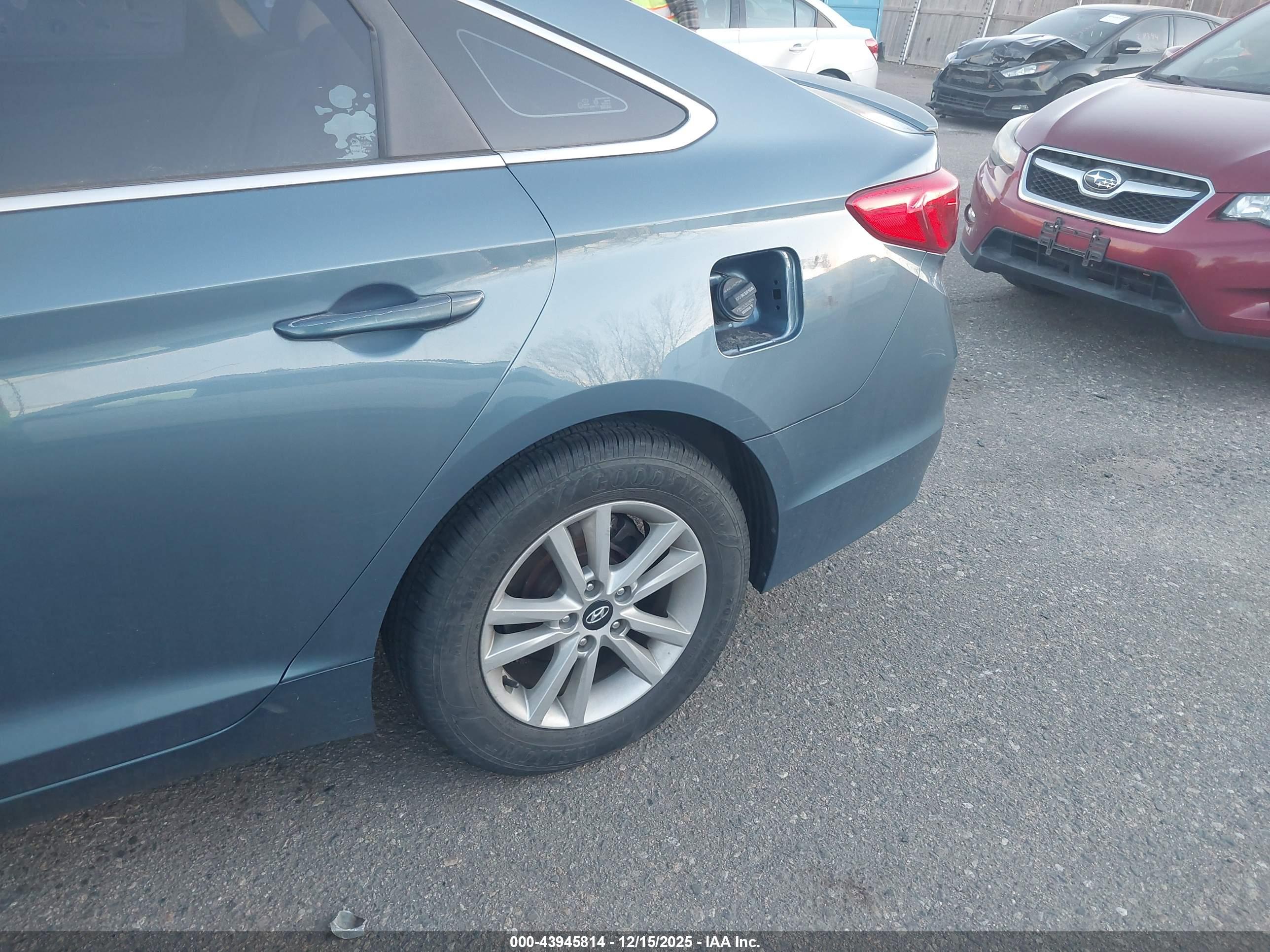 HYUNDAI SONATA image 6