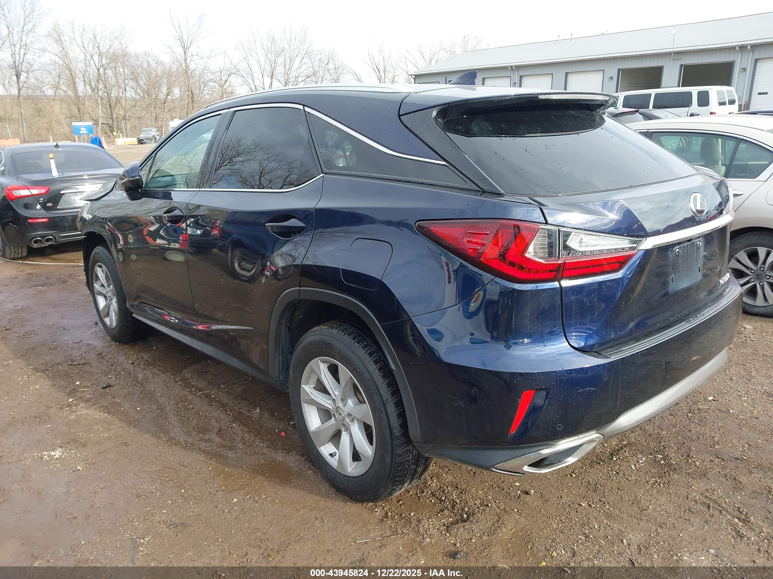 LEXUS RX image 3
