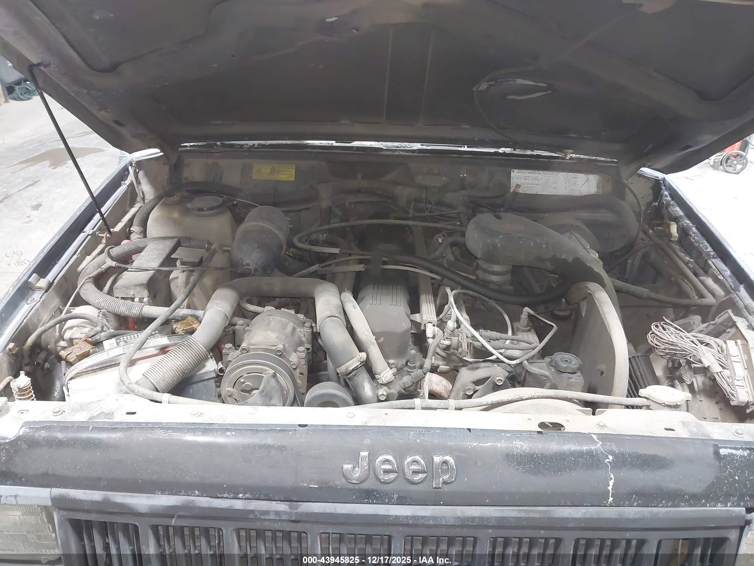 JEEP CHEROKEE image 10