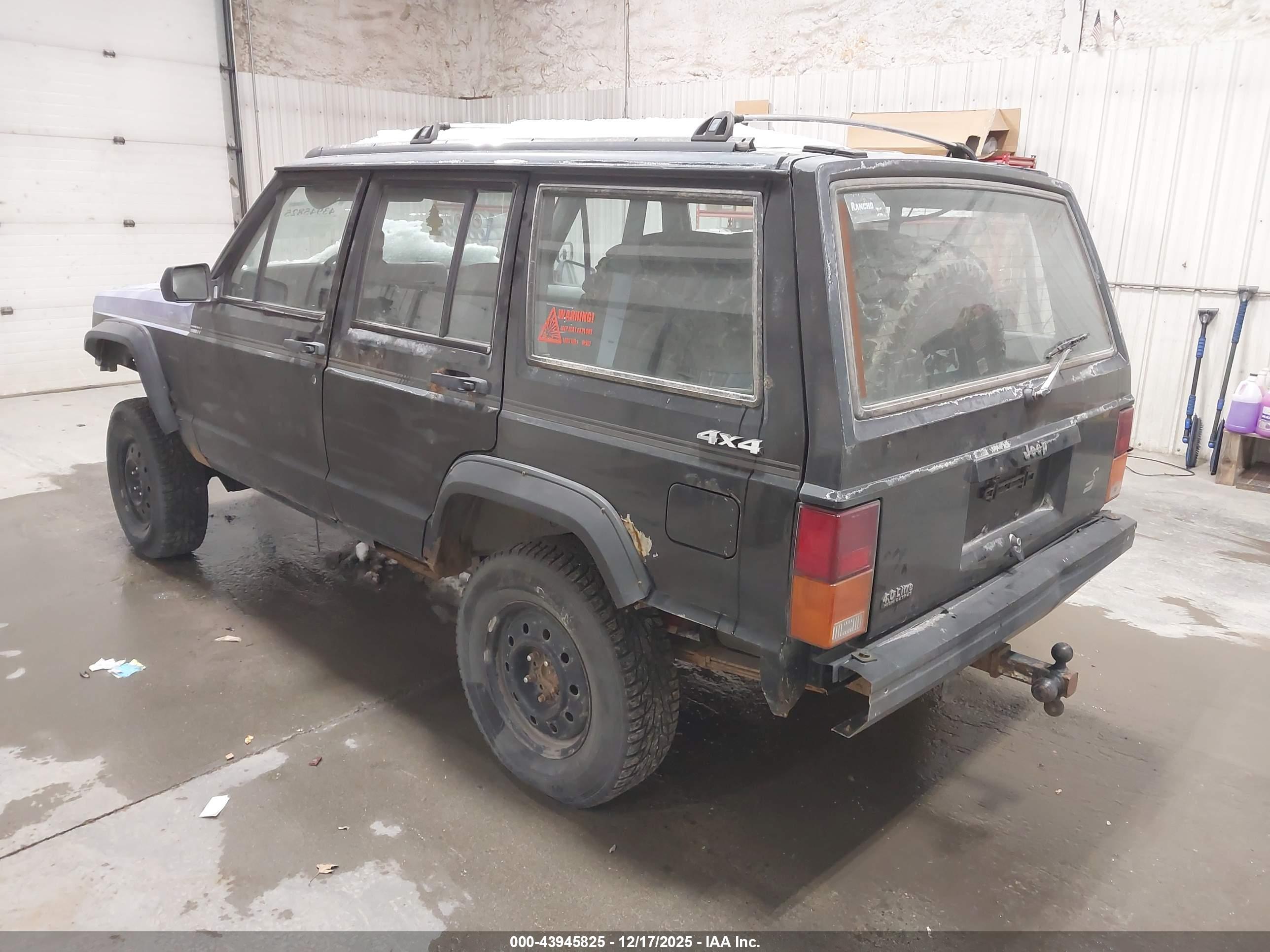 JEEP CHEROKEE image 3