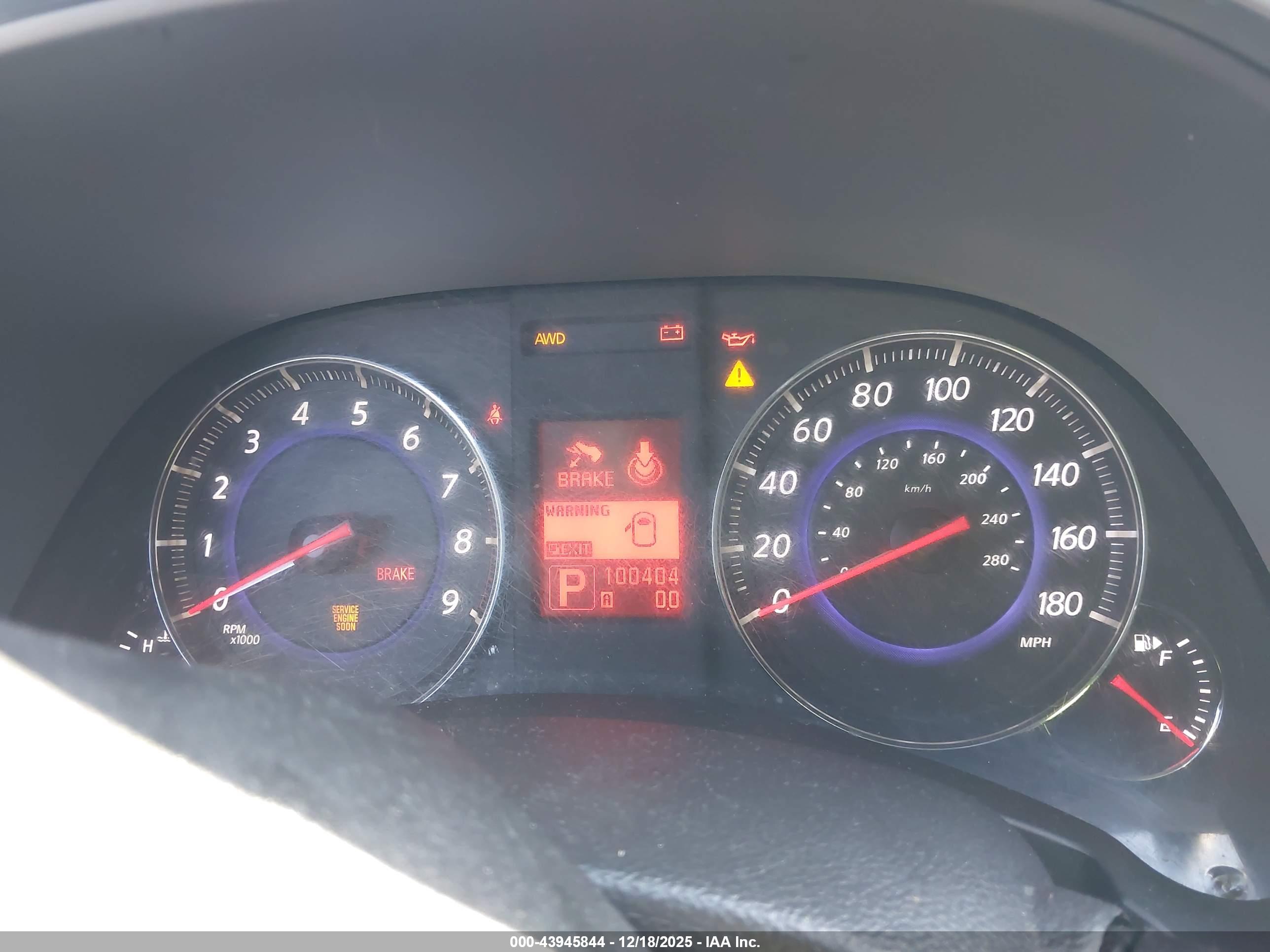 INFINITI FX35 image 7