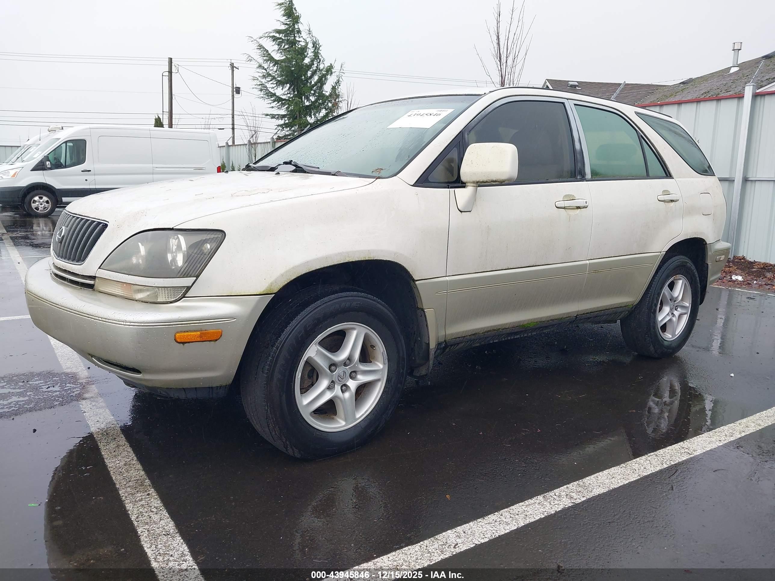 LEXUS RX image 2
