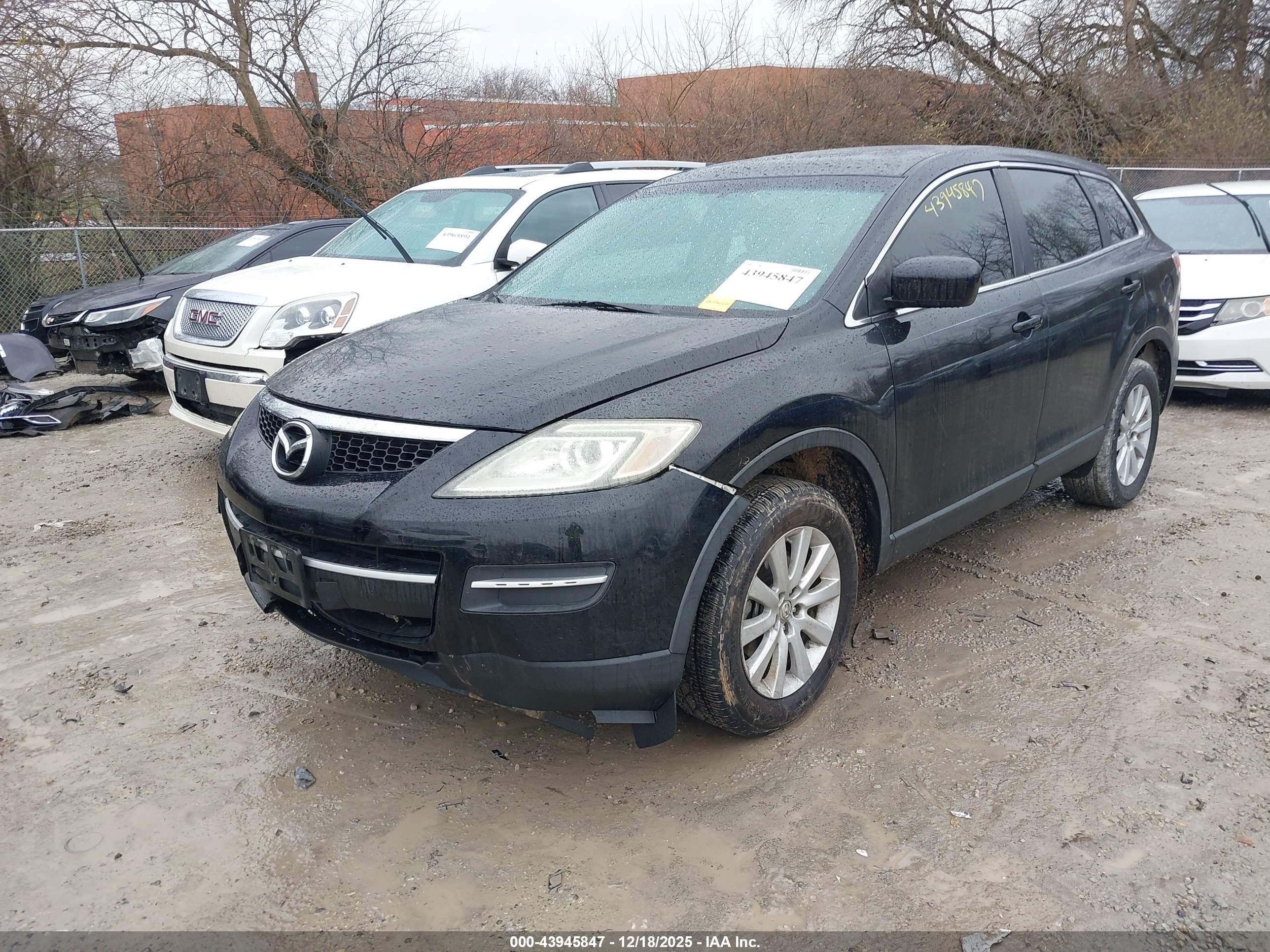 MAZDA CX-9 image 2