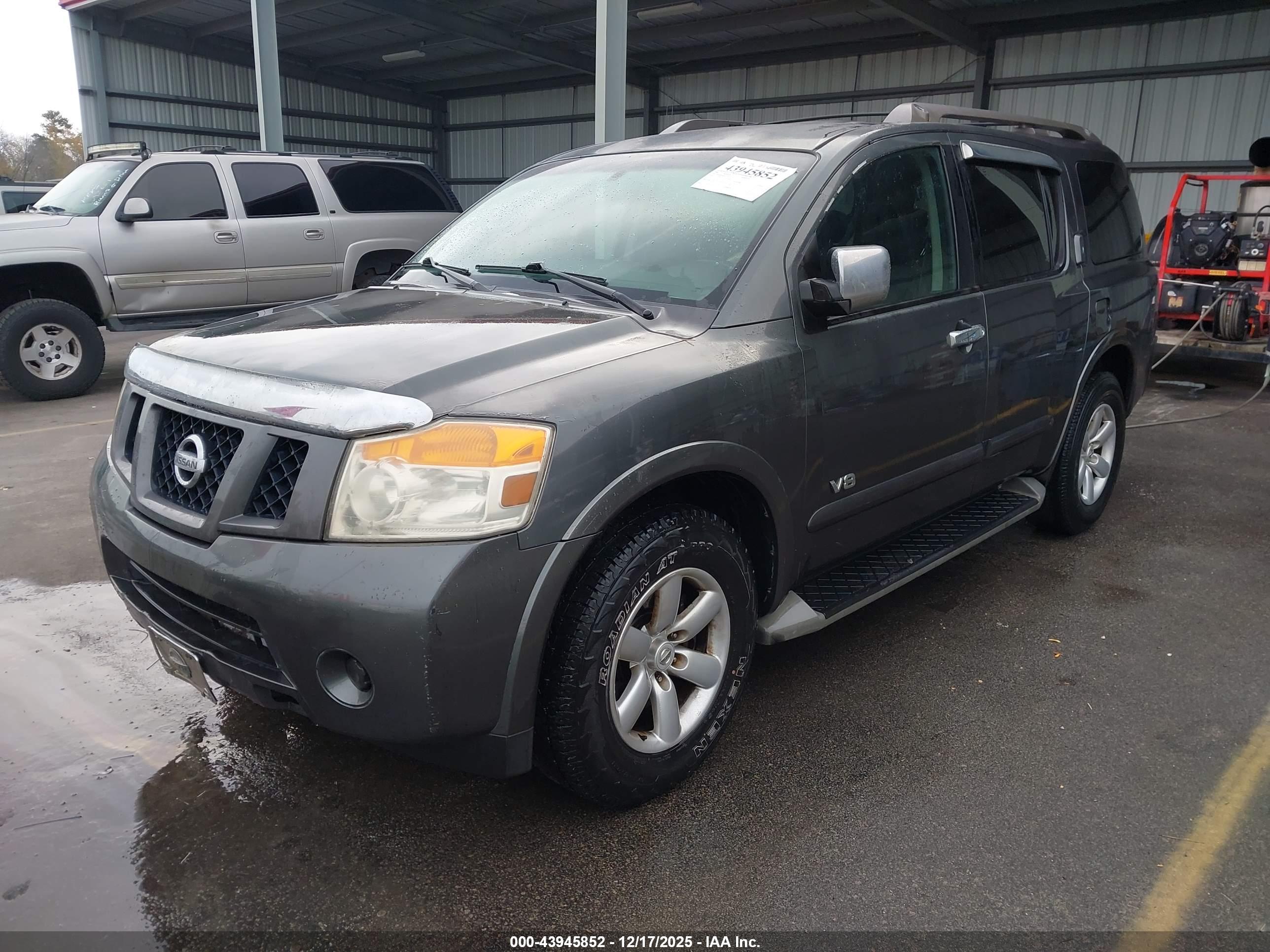 NISSAN ARMADA image 2