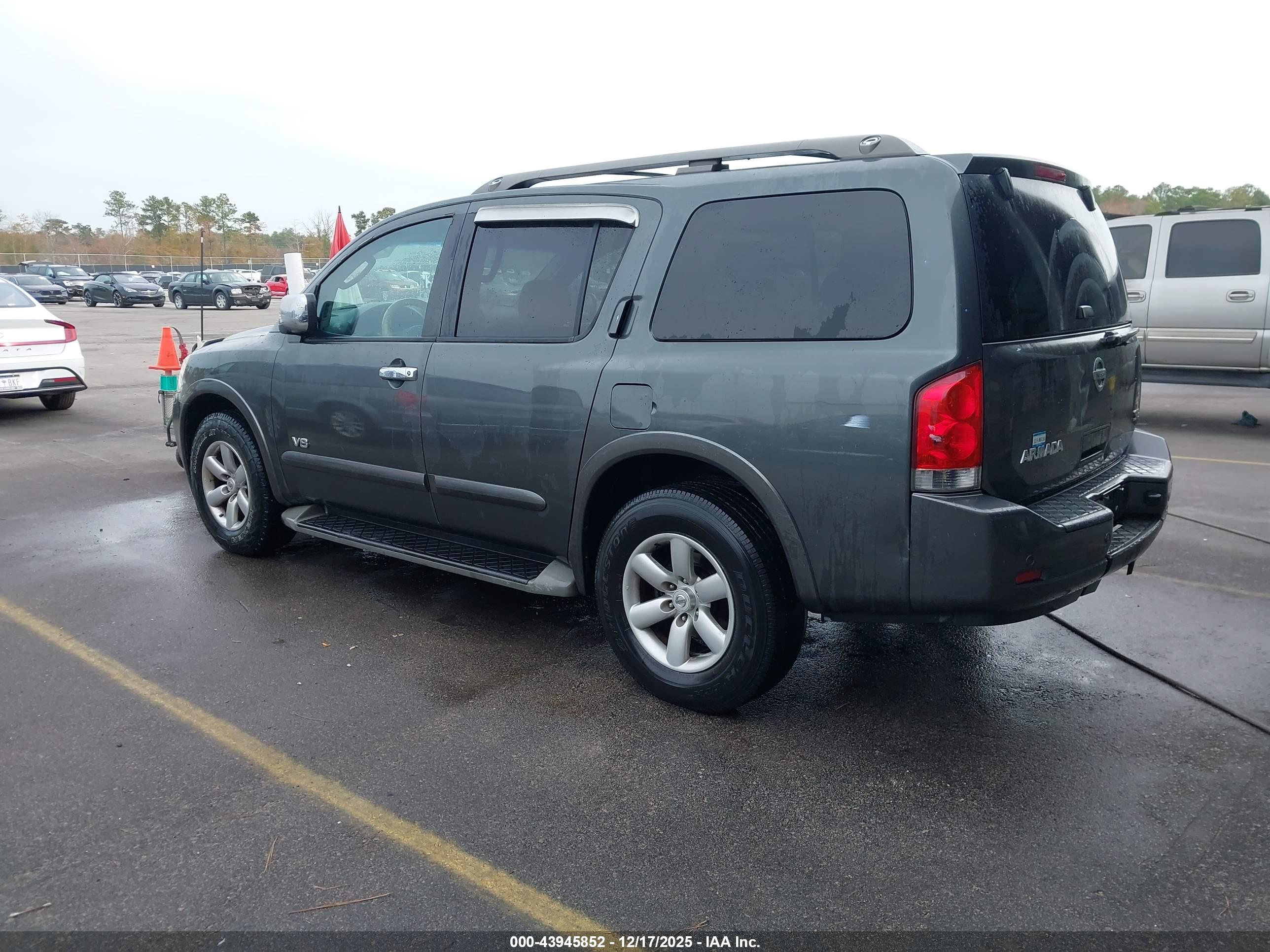 NISSAN ARMADA image 3