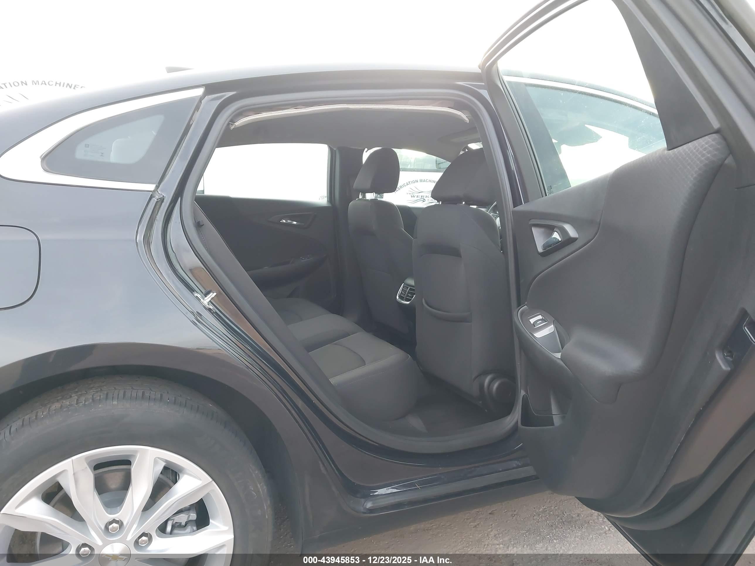 CHEVROLET MALIBU image 8