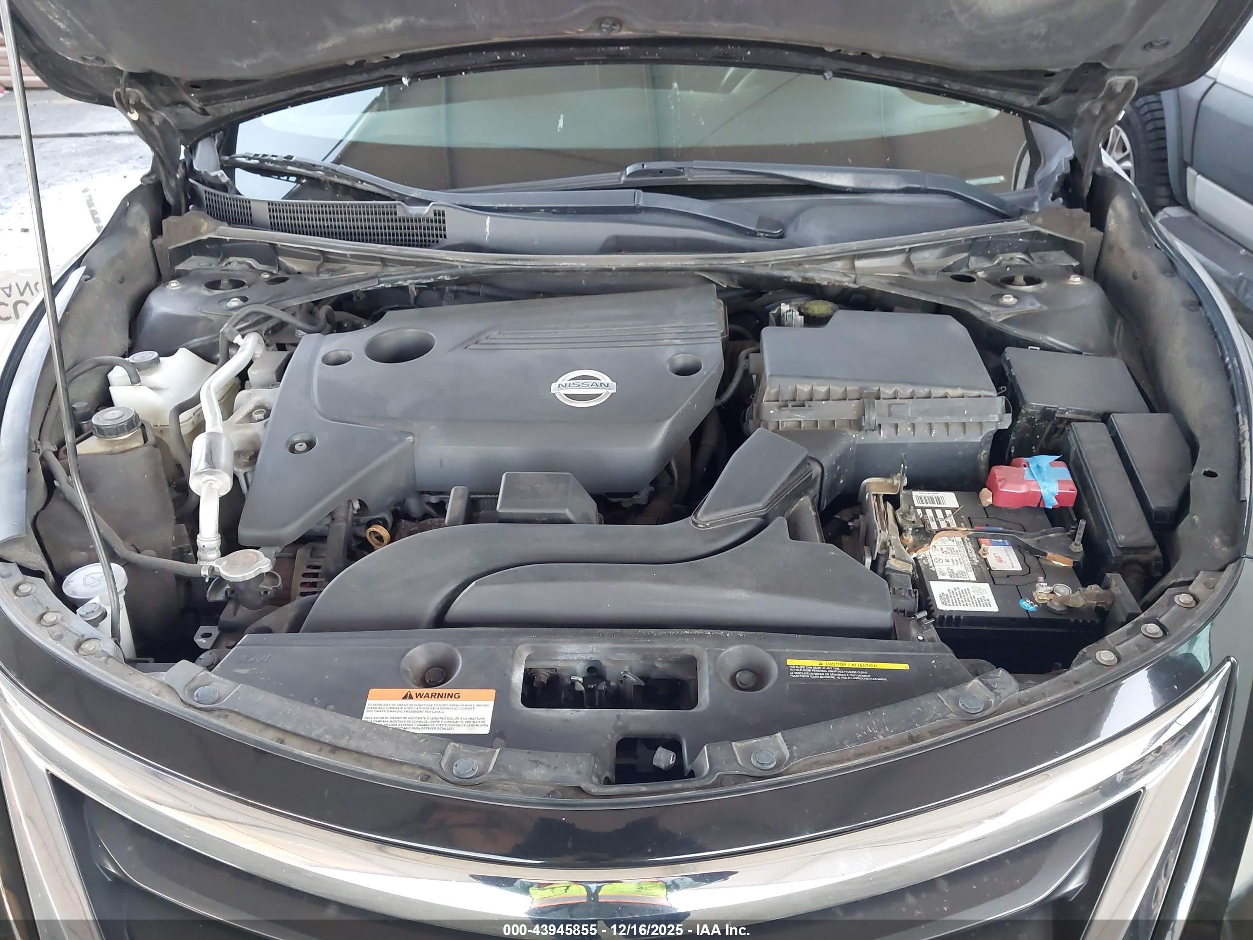 NISSAN ALTIMA image 10