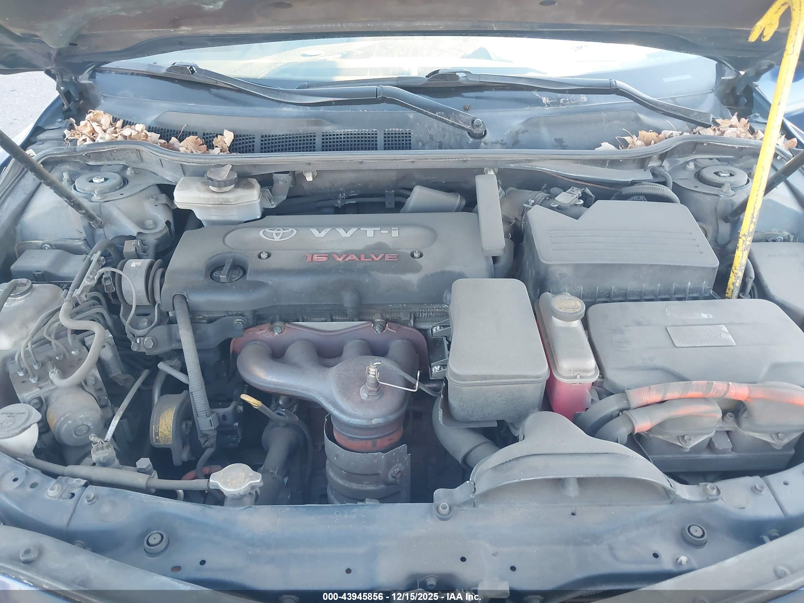 TOYOTA CAMRY image 10