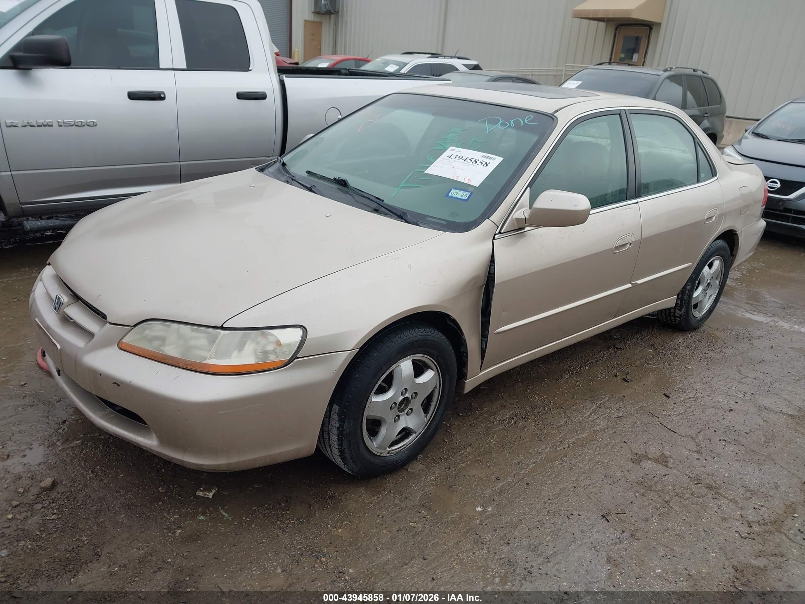 HONDA ACCORD image 2
