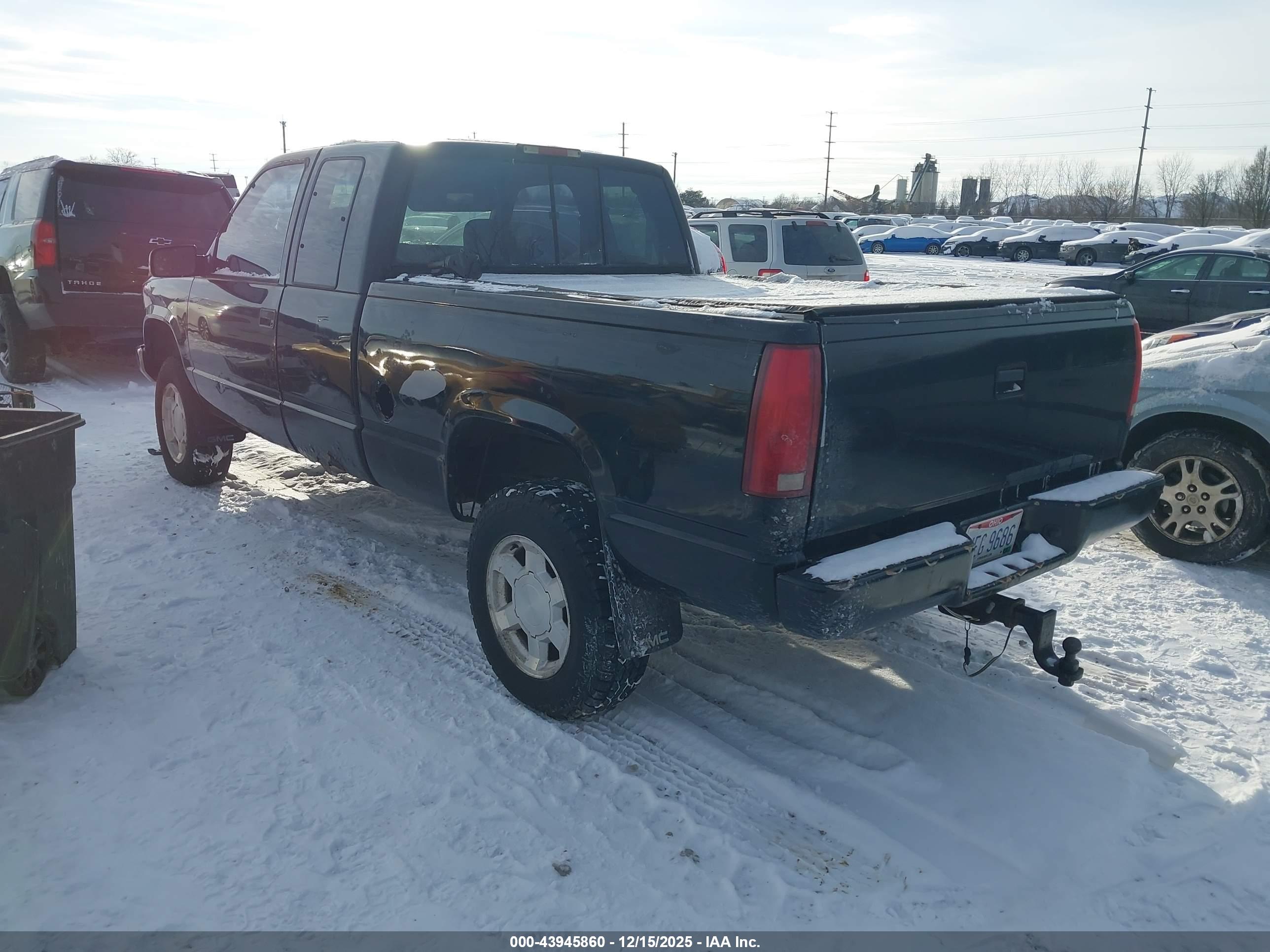 GMC SIERRA image 3