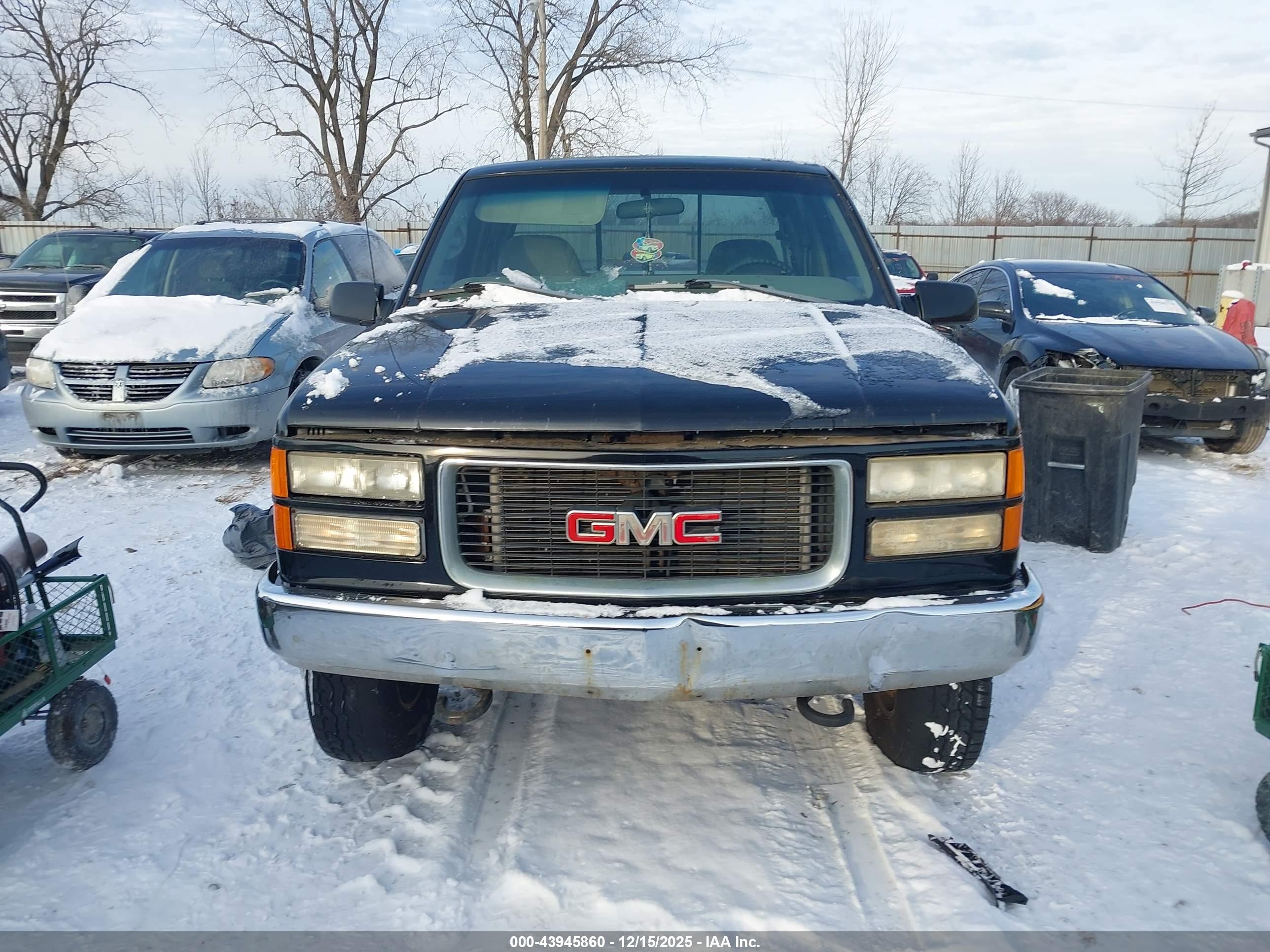 GMC SIERRA image 6