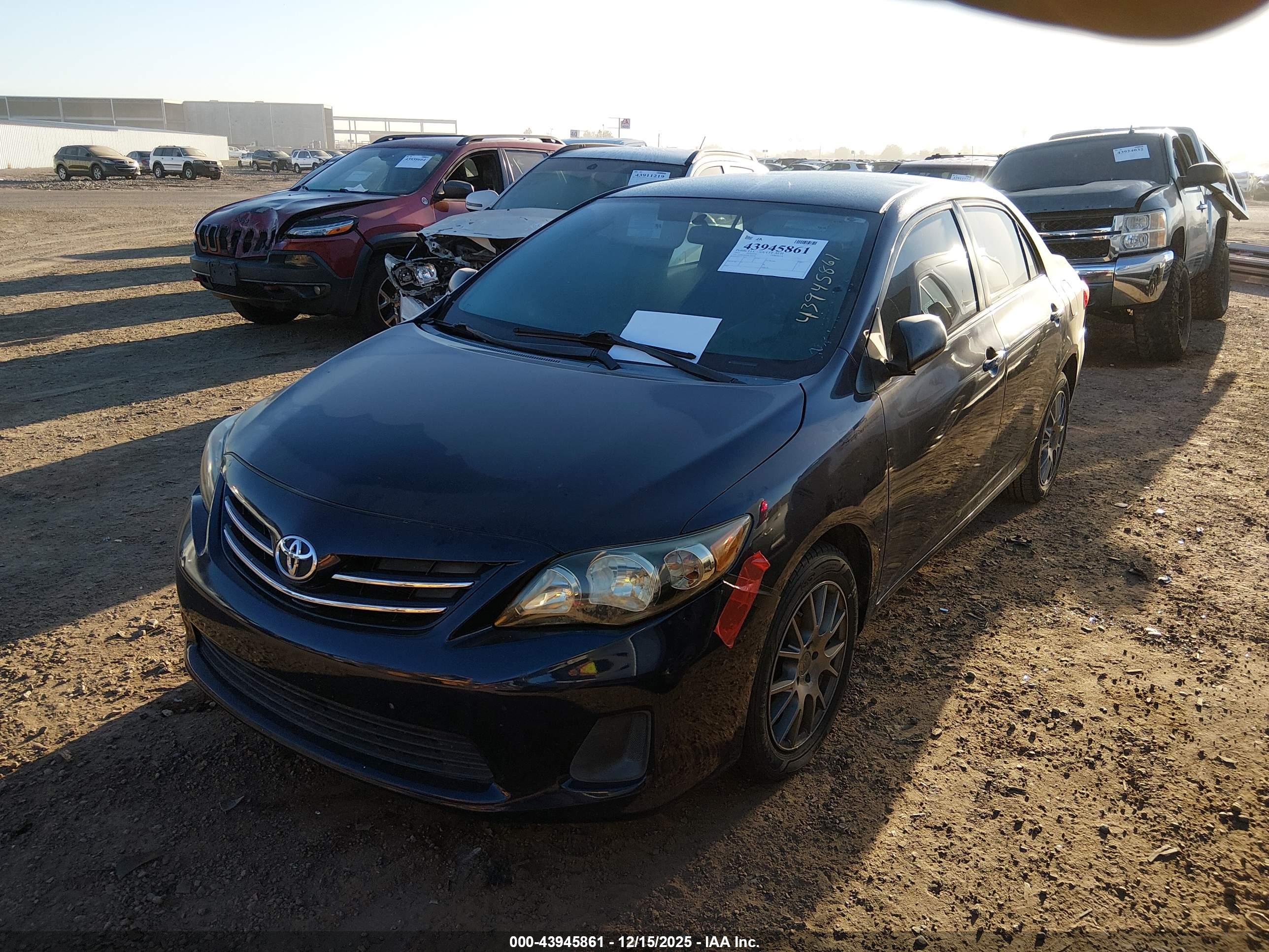 TOYOTA COROLLA image 2