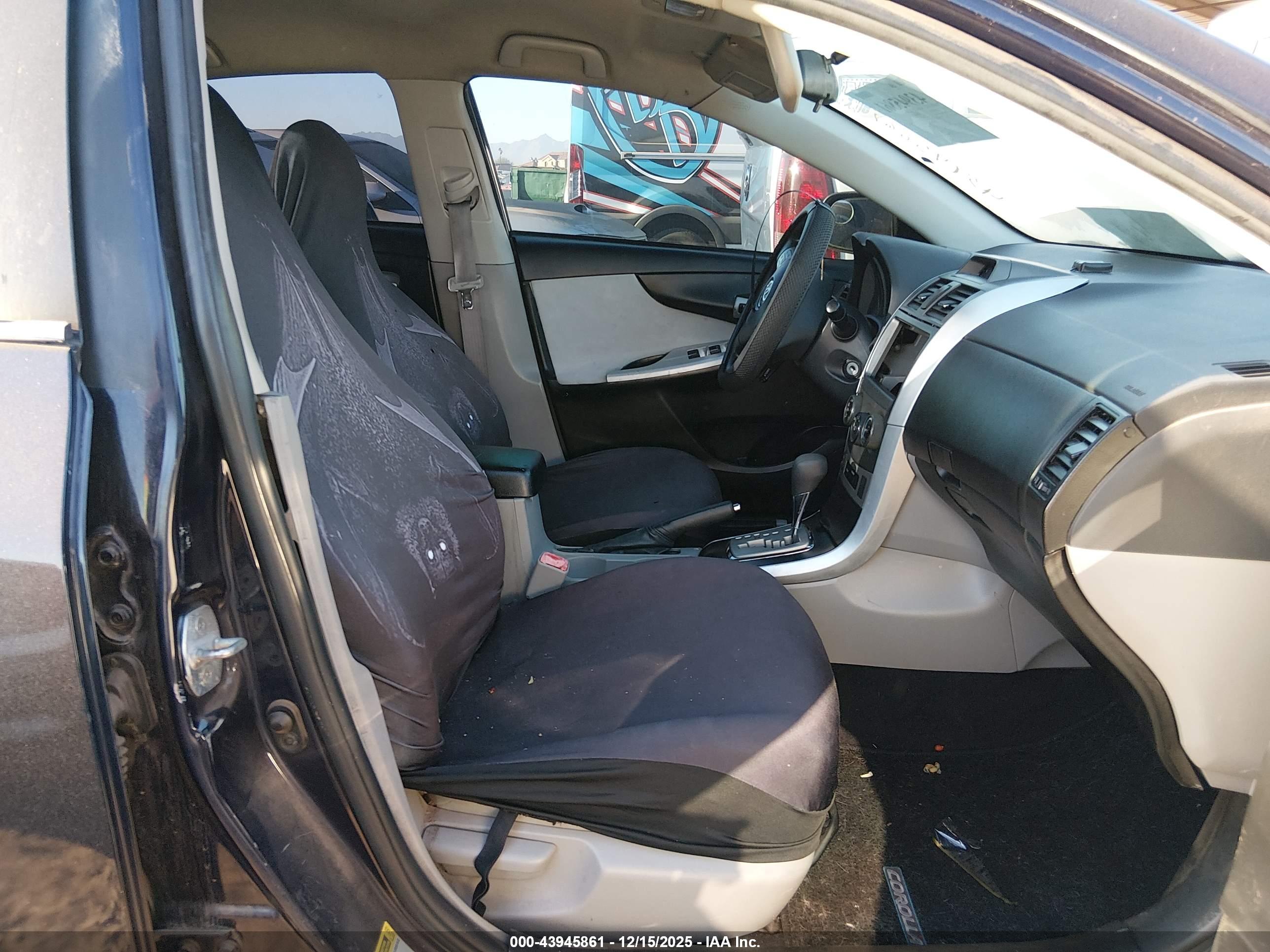 TOYOTA COROLLA image 5
