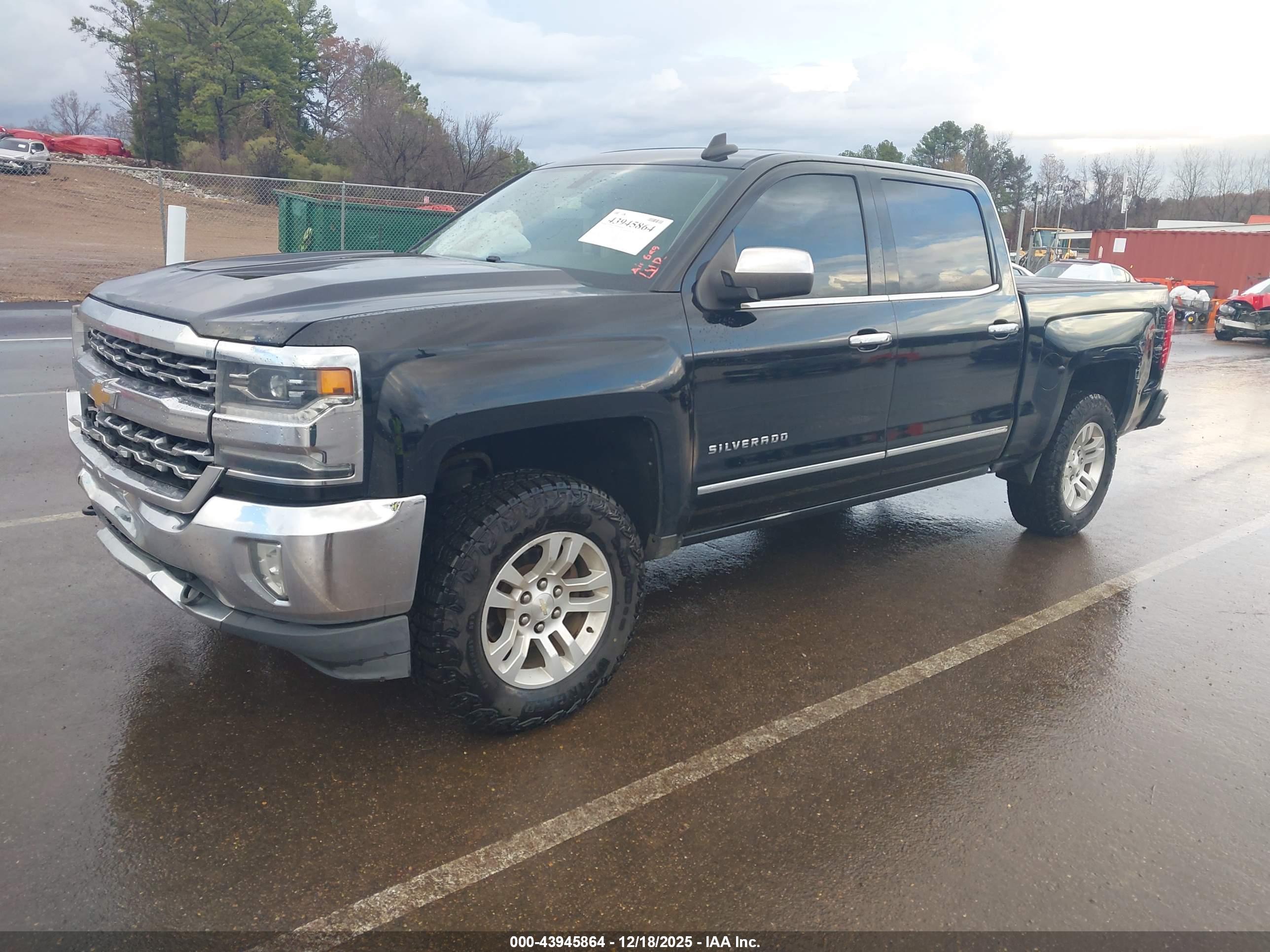 CHEVROLET SILVERADO image 2