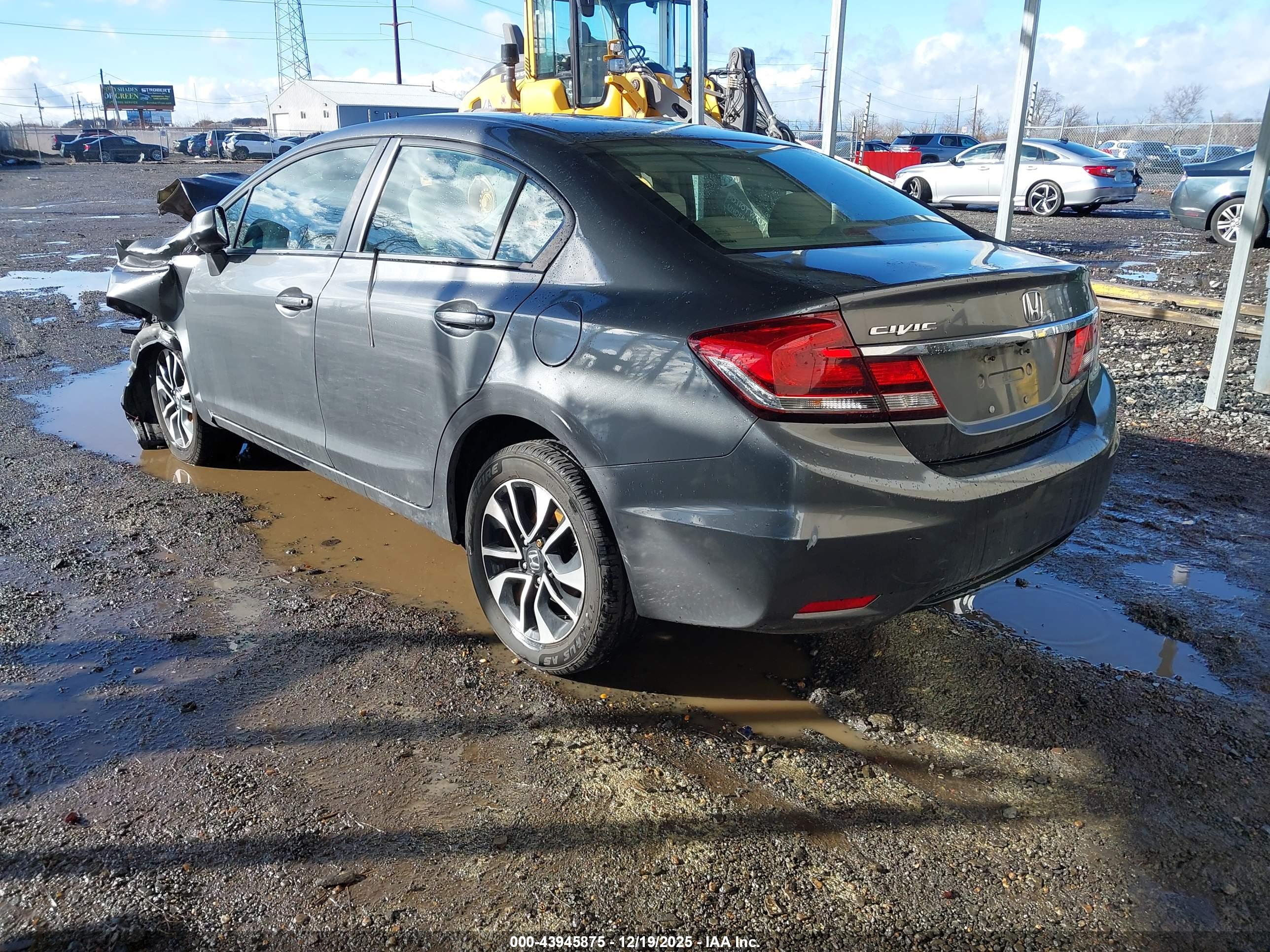 HONDA CIVIC image 3
