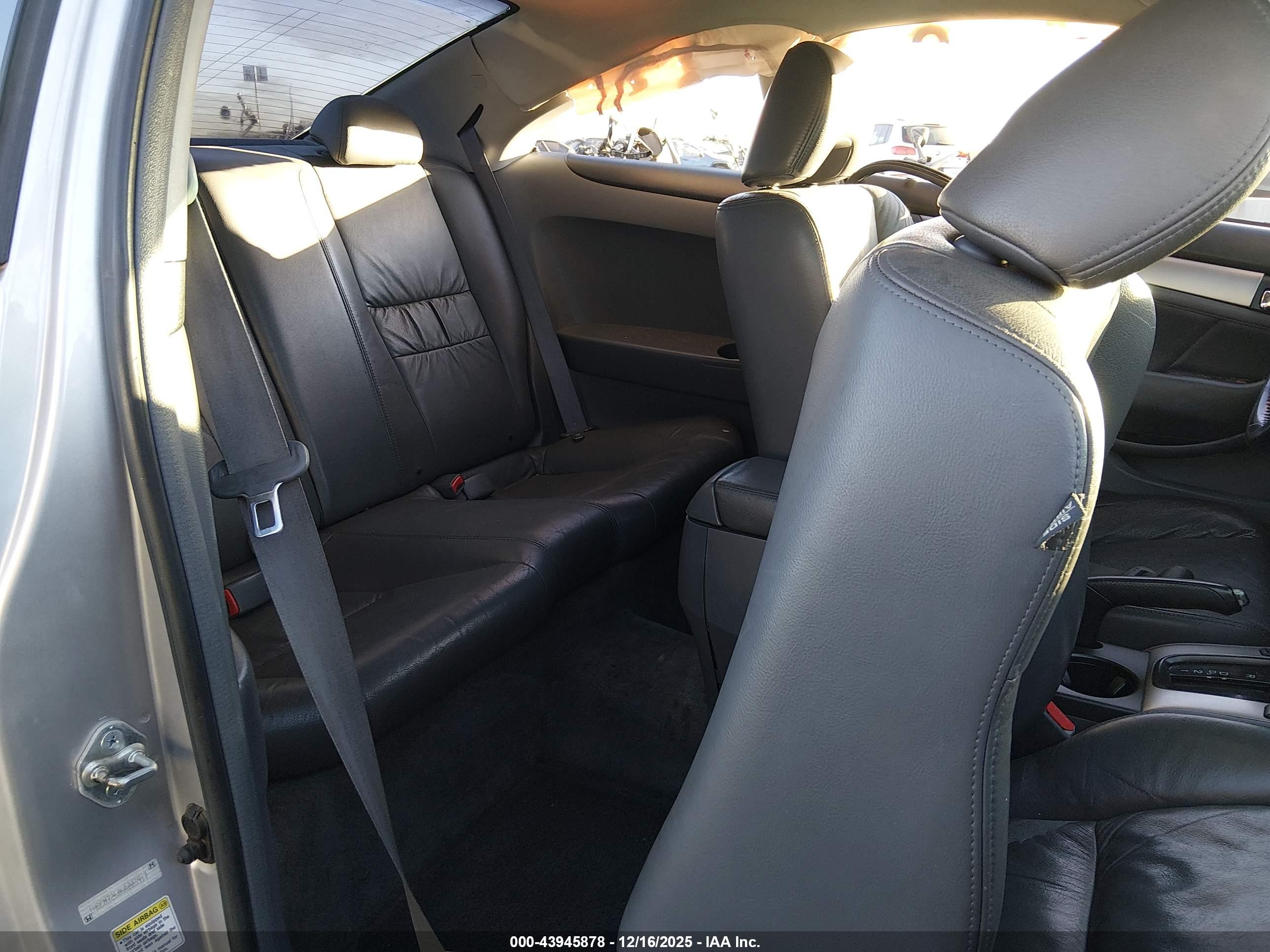 HONDA ACCORD image 8