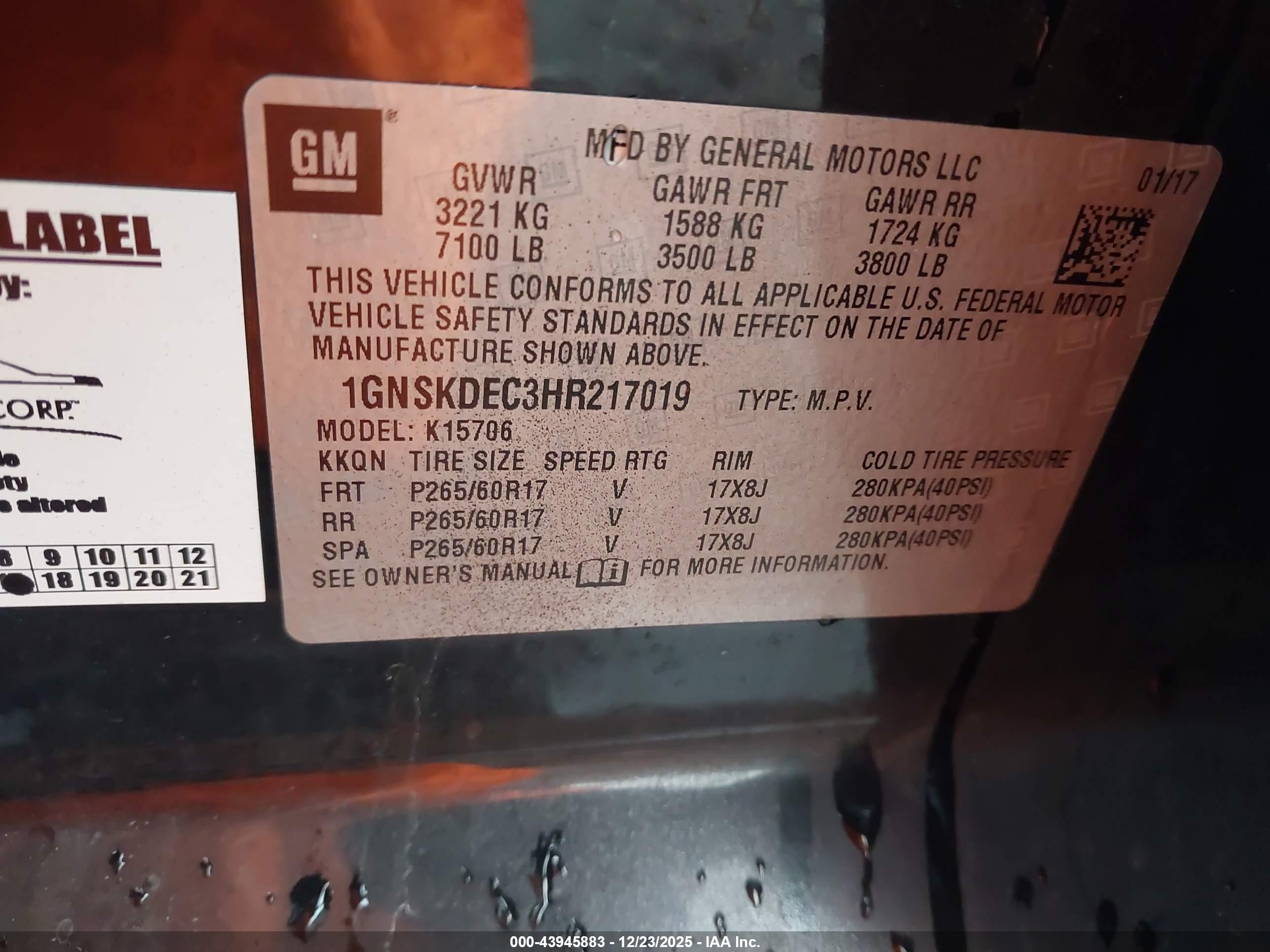 CHEVROLET TAHOE image 9