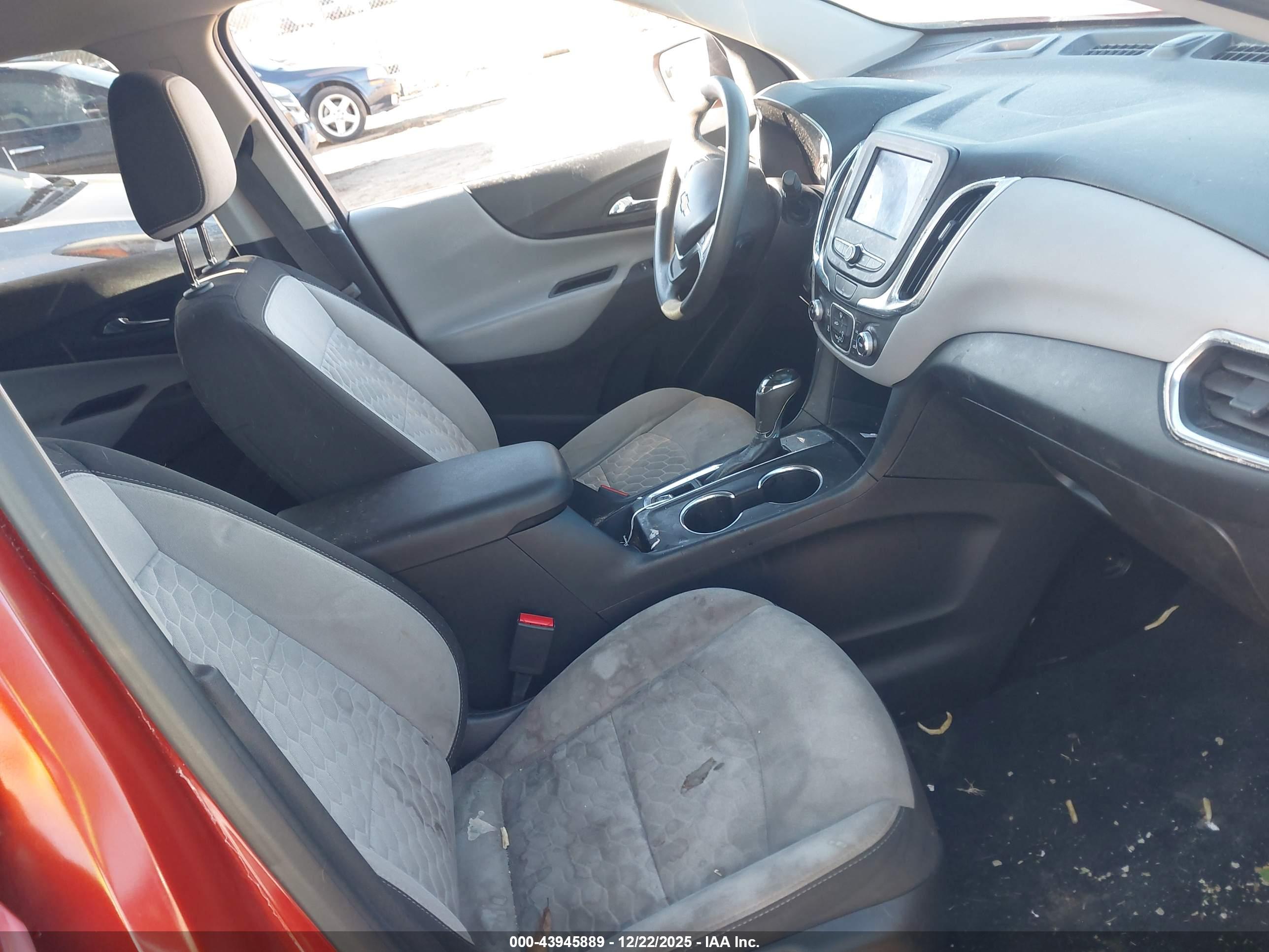 CHEVROLET EQUINOX image 5