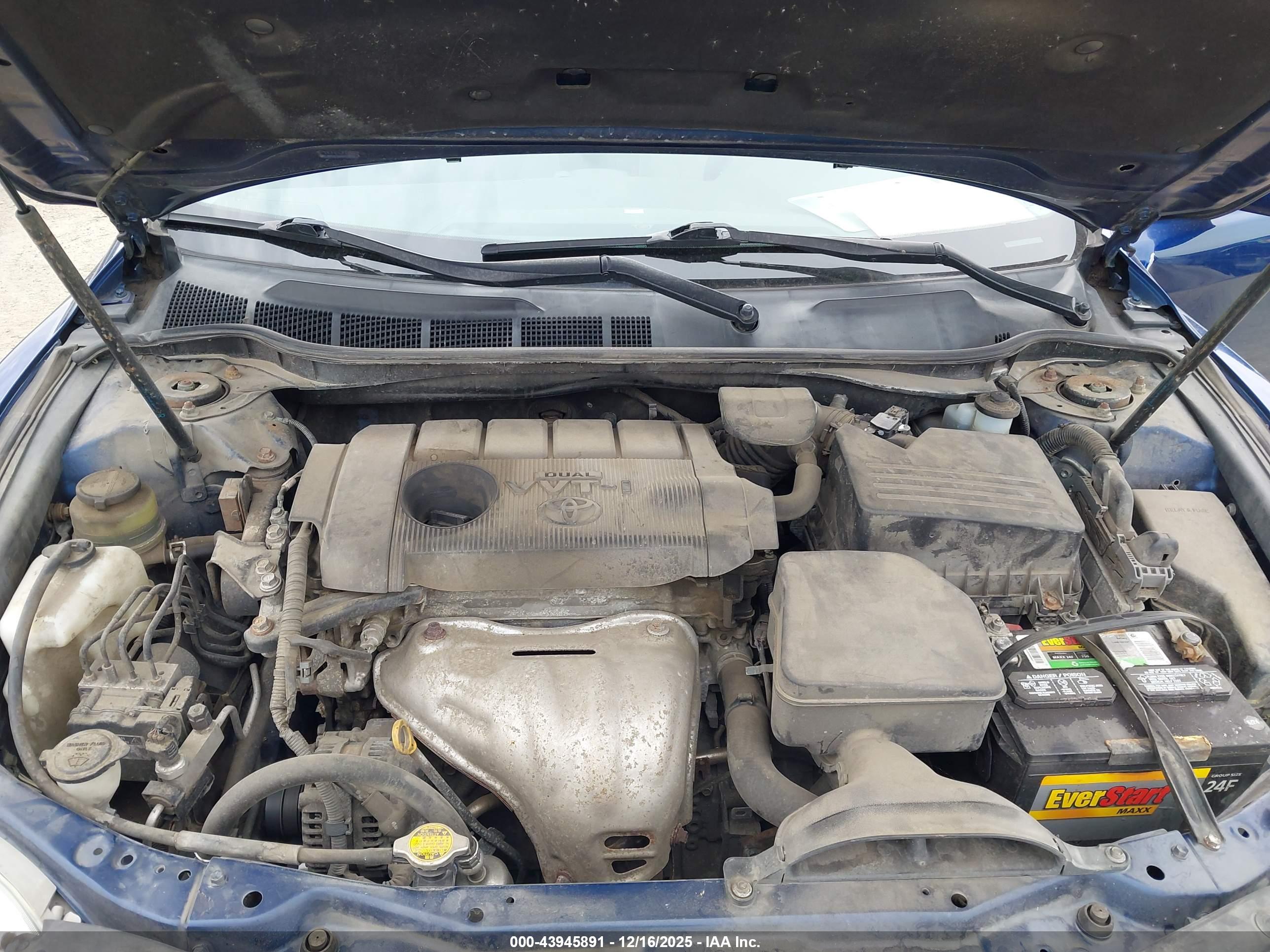 TOYOTA CAMRY image 10