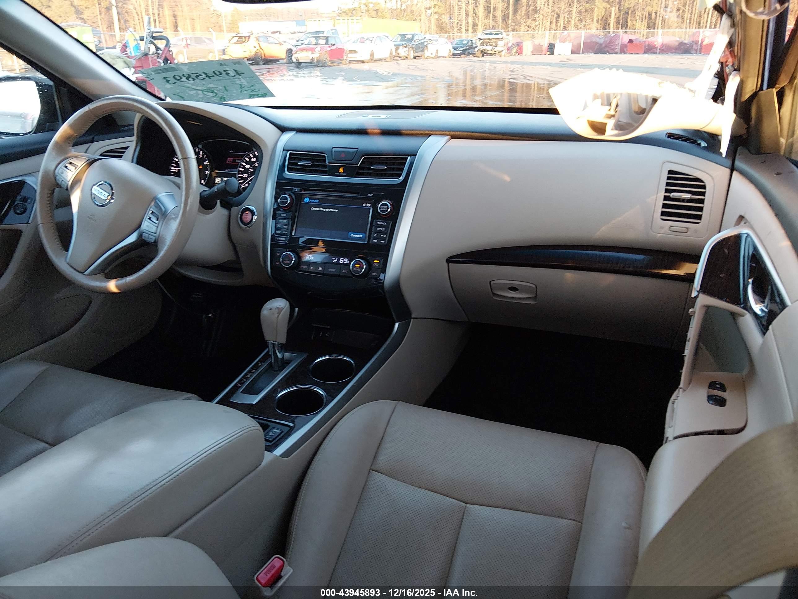 NISSAN ALTIMA image 5