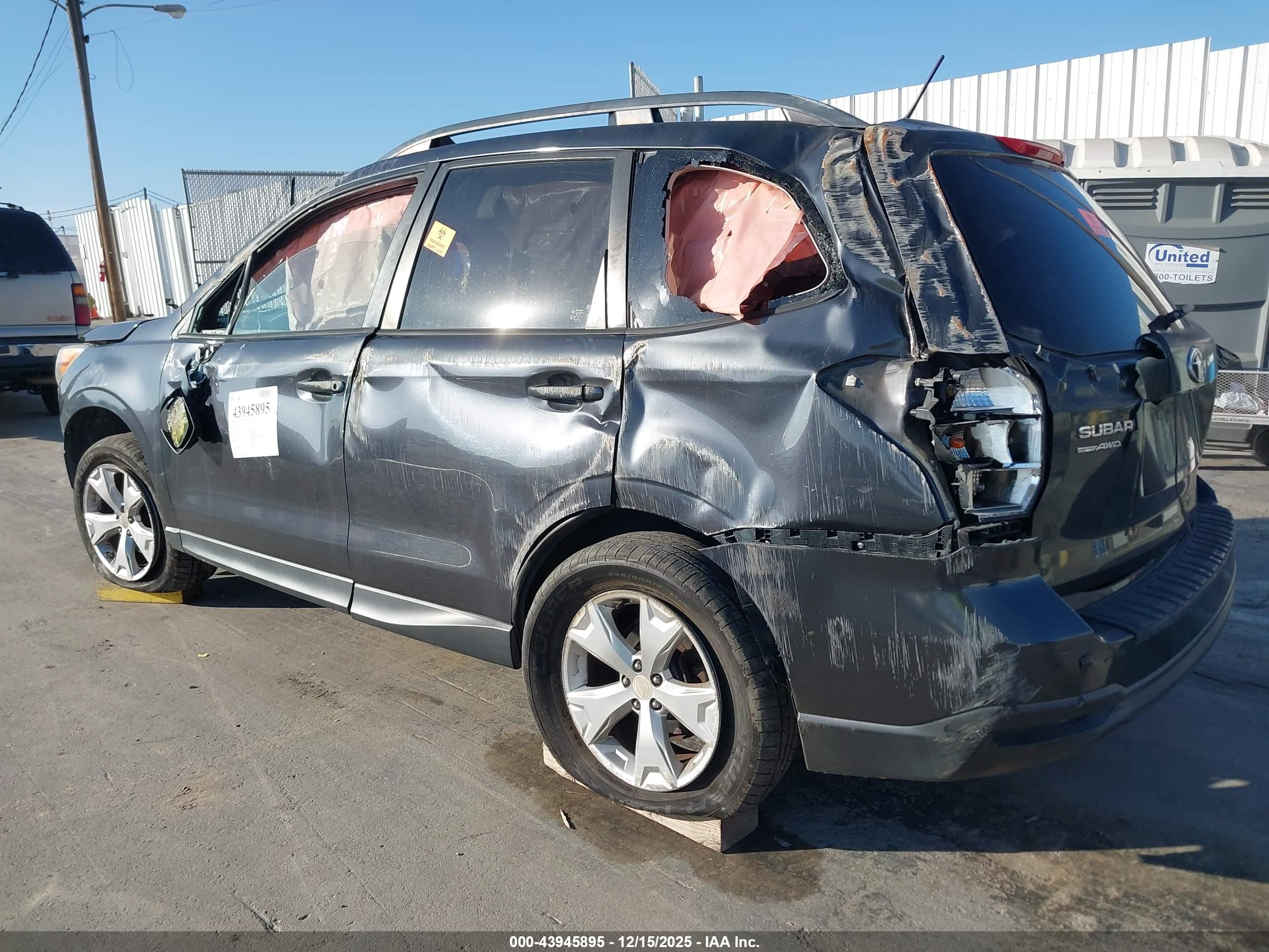 SUBARU FORESTER image 3