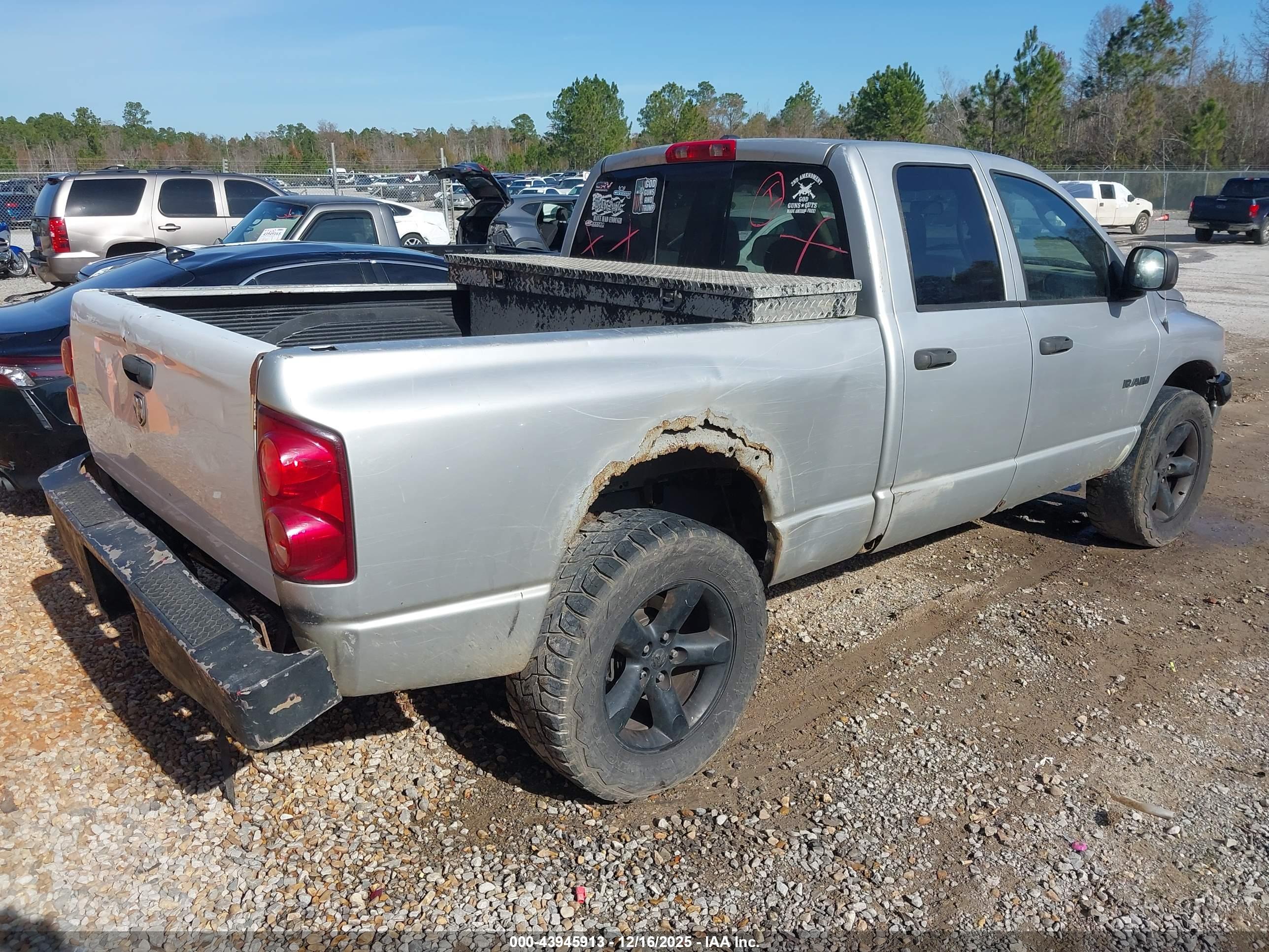 DODGE RAM image 4