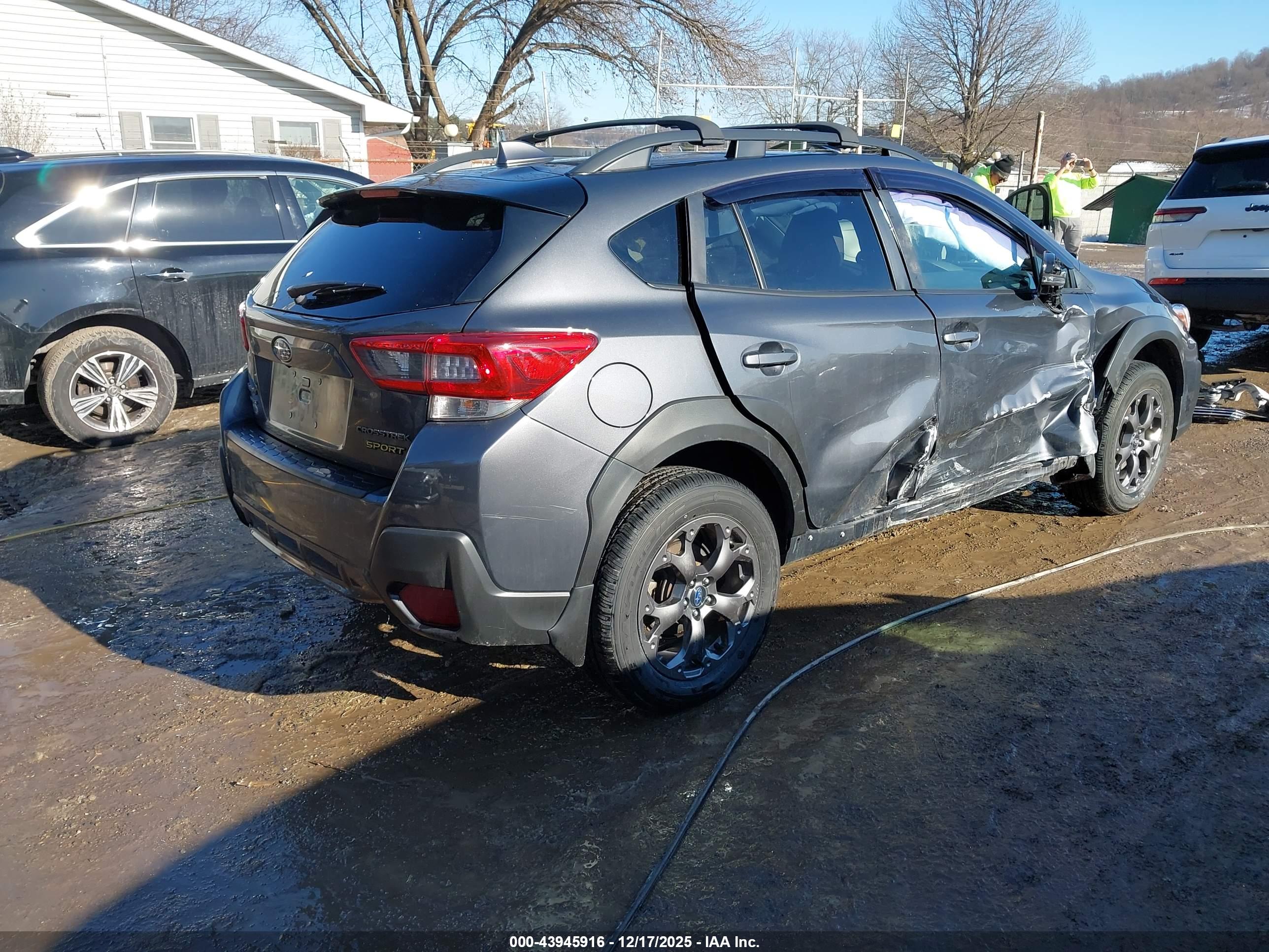 SUBARU CROSSTREK image 4