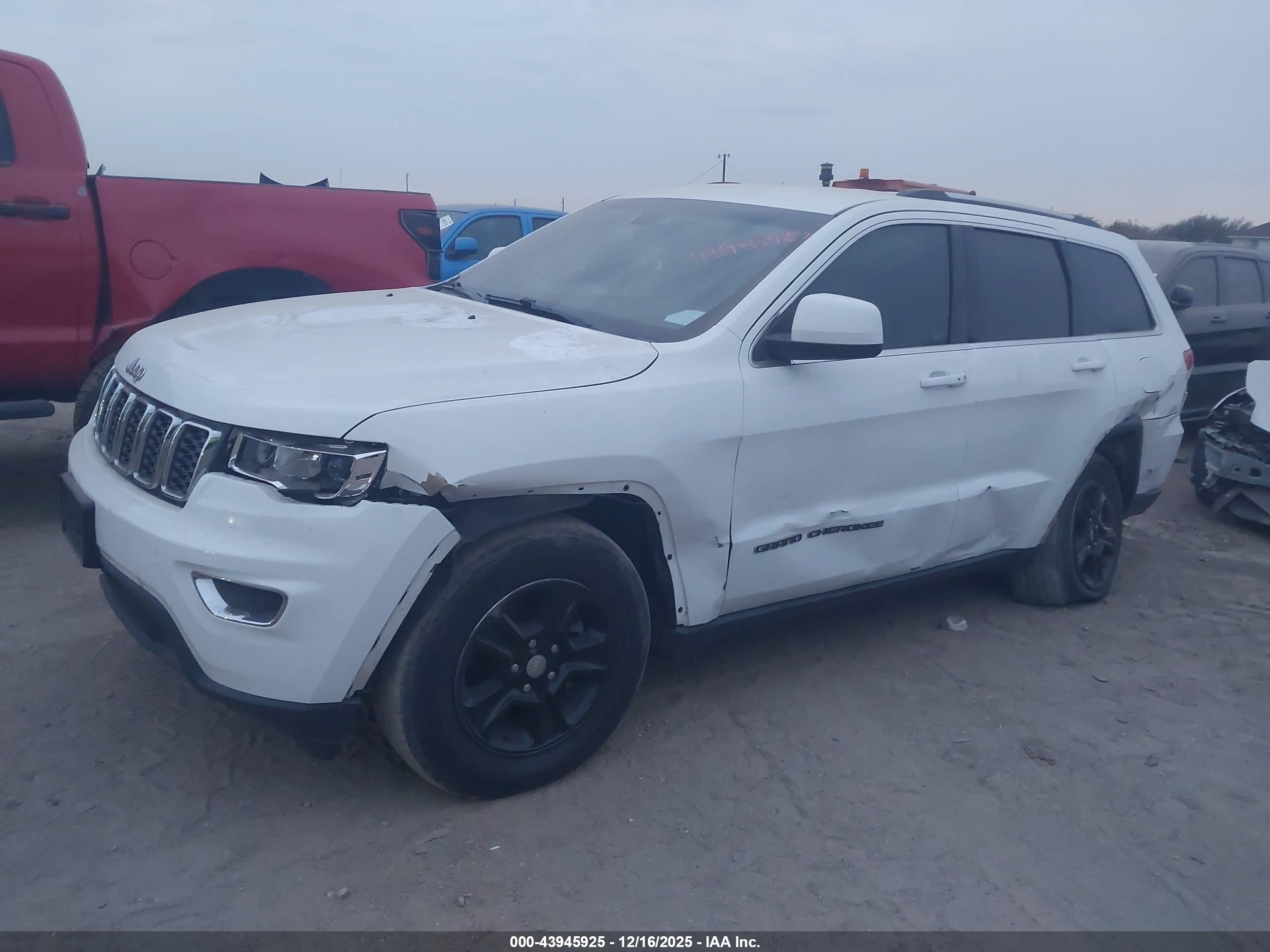 JEEP GRAND image 2