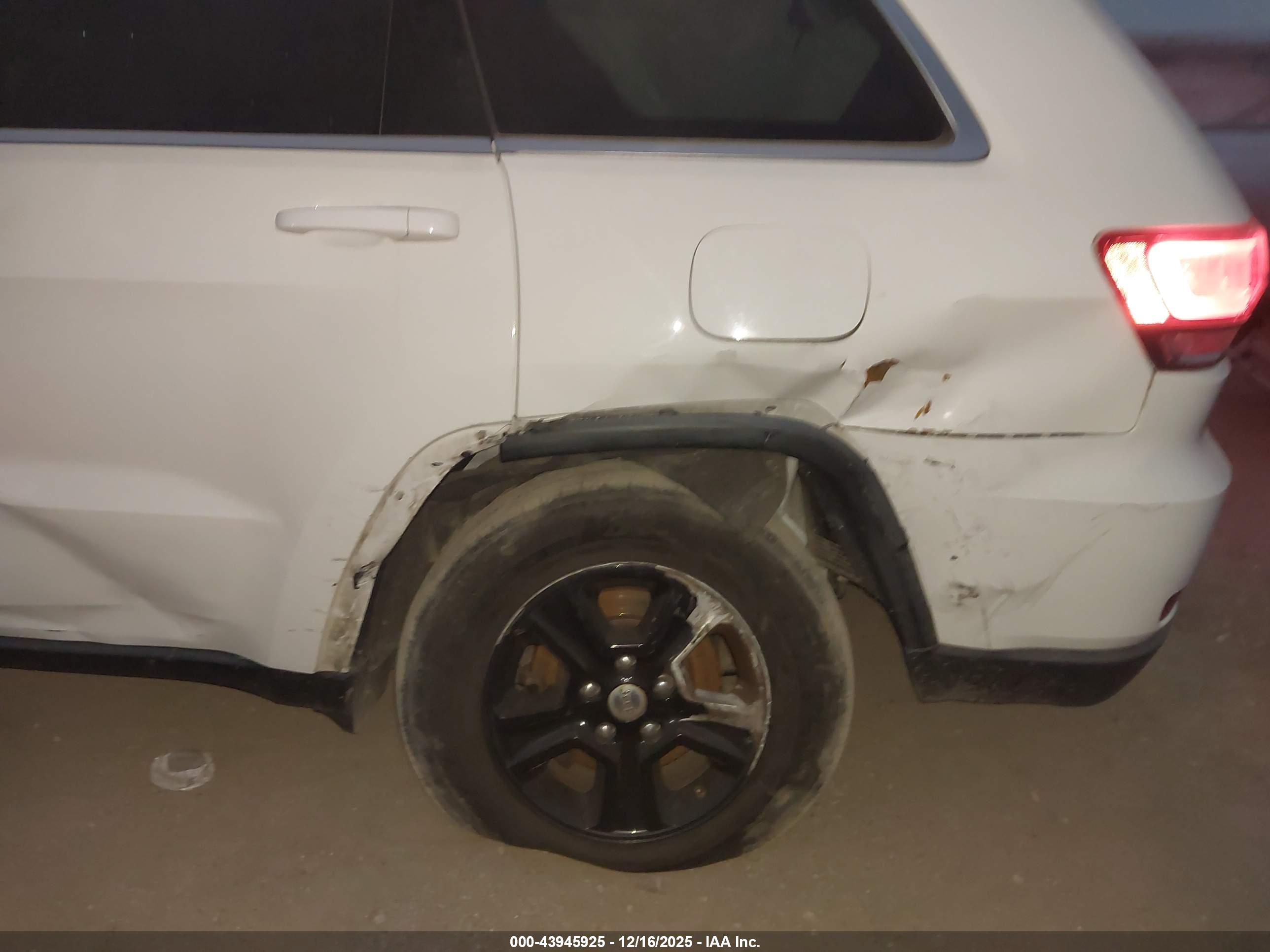 JEEP GRAND image 6
