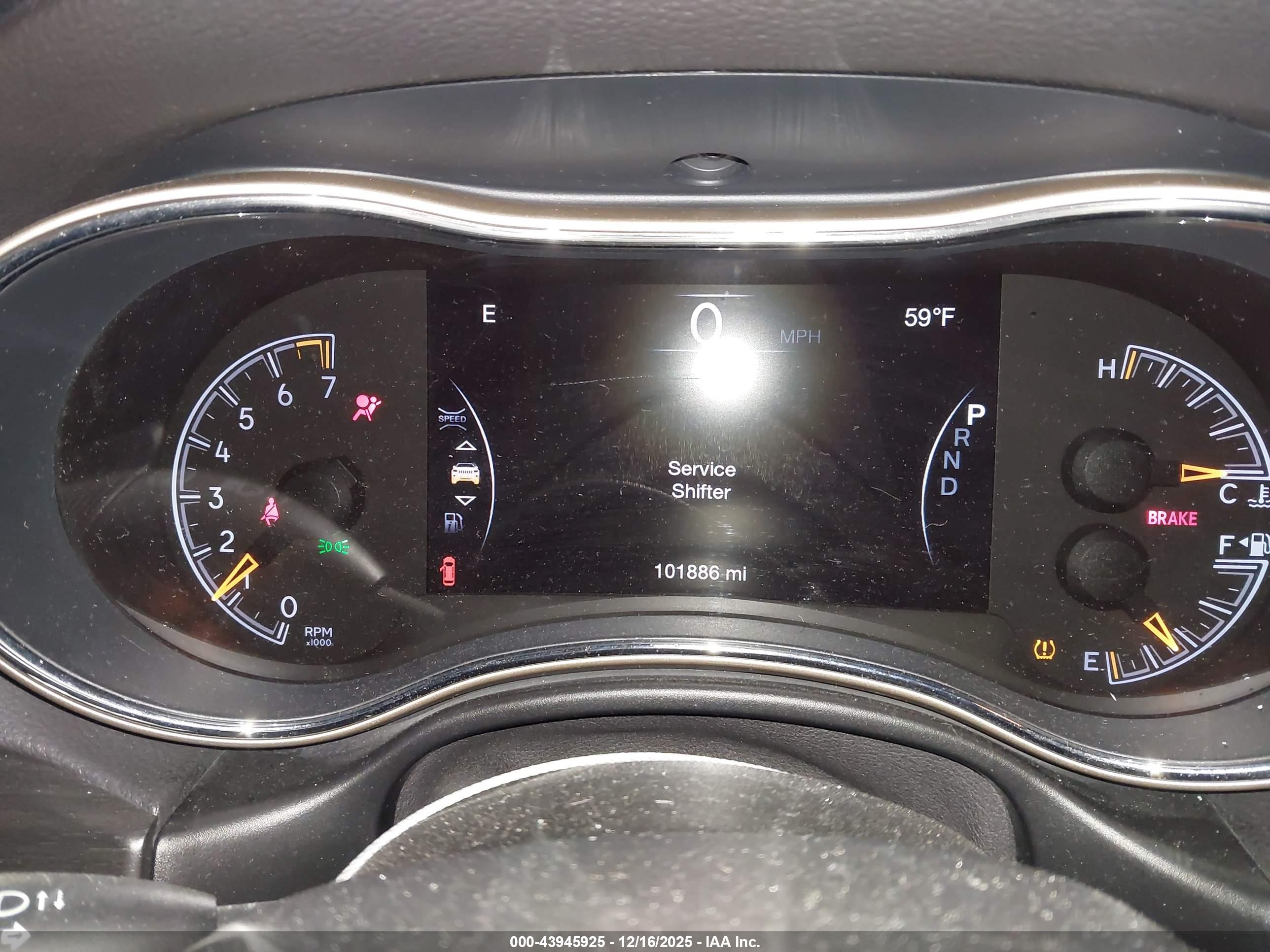 JEEP GRAND image 7