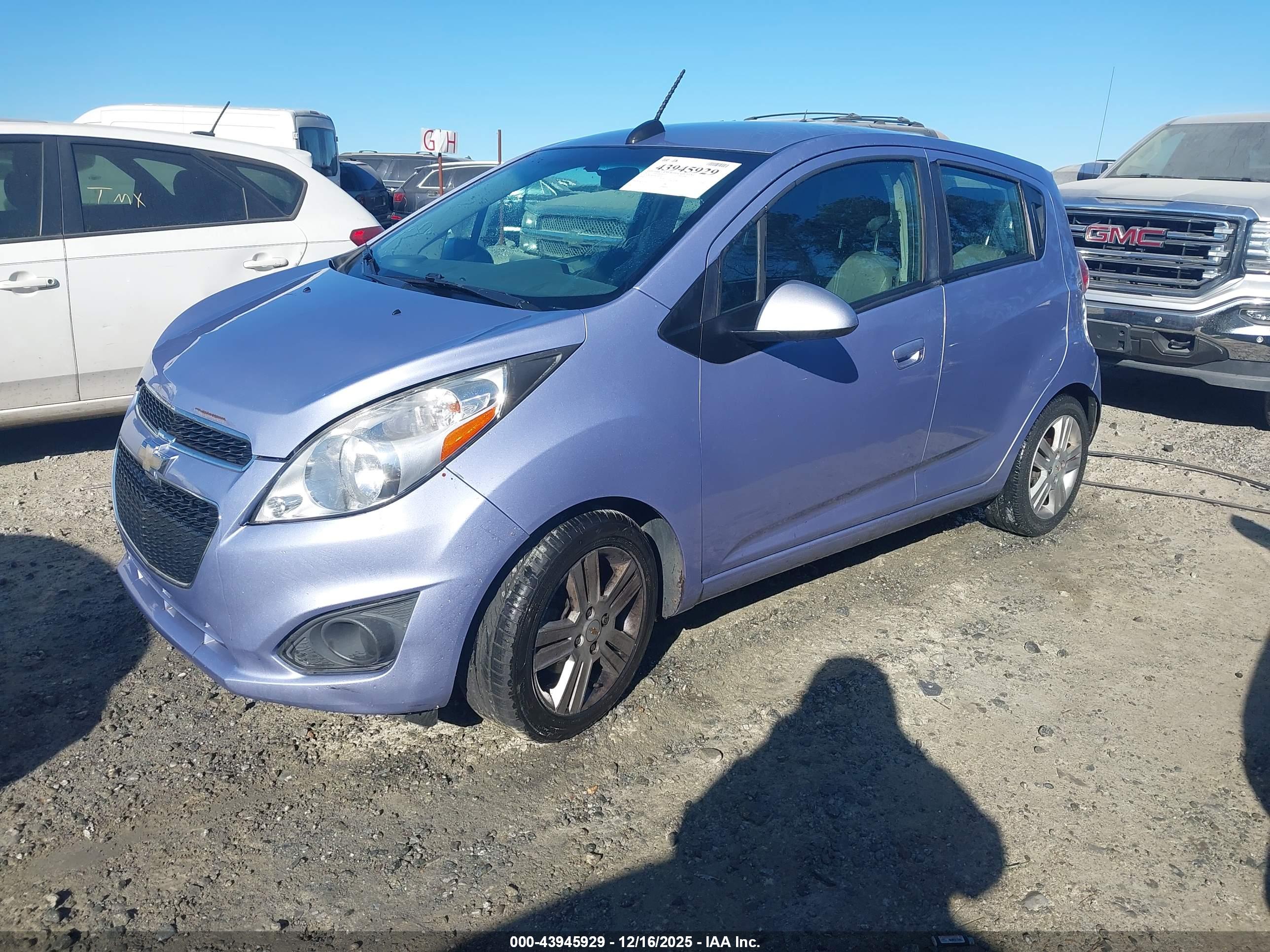 CHEVROLET SPARK image 2