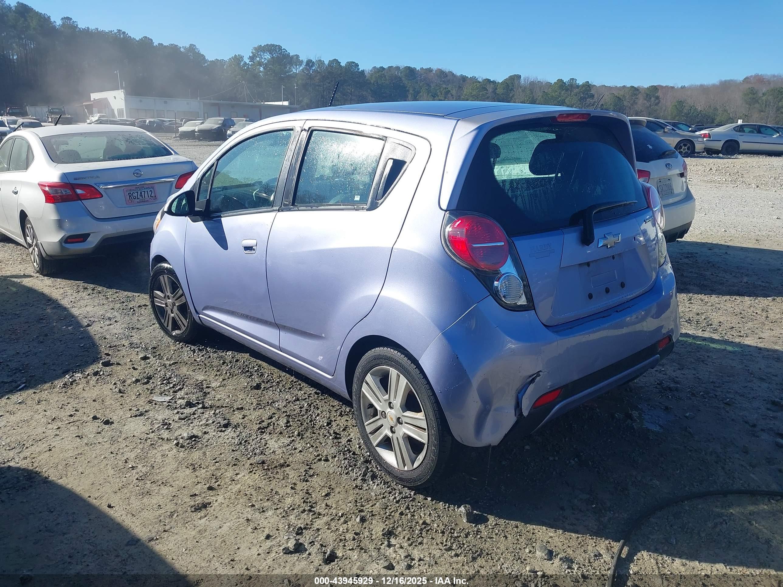CHEVROLET SPARK image 3