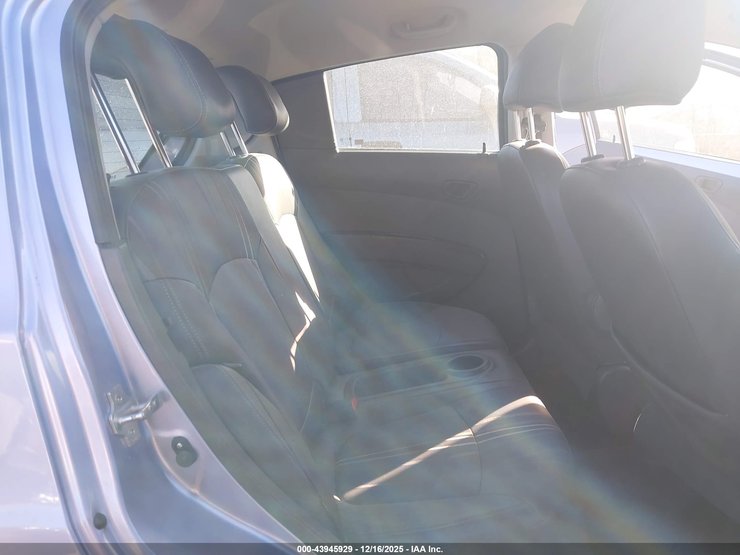 CHEVROLET SPARK image 8