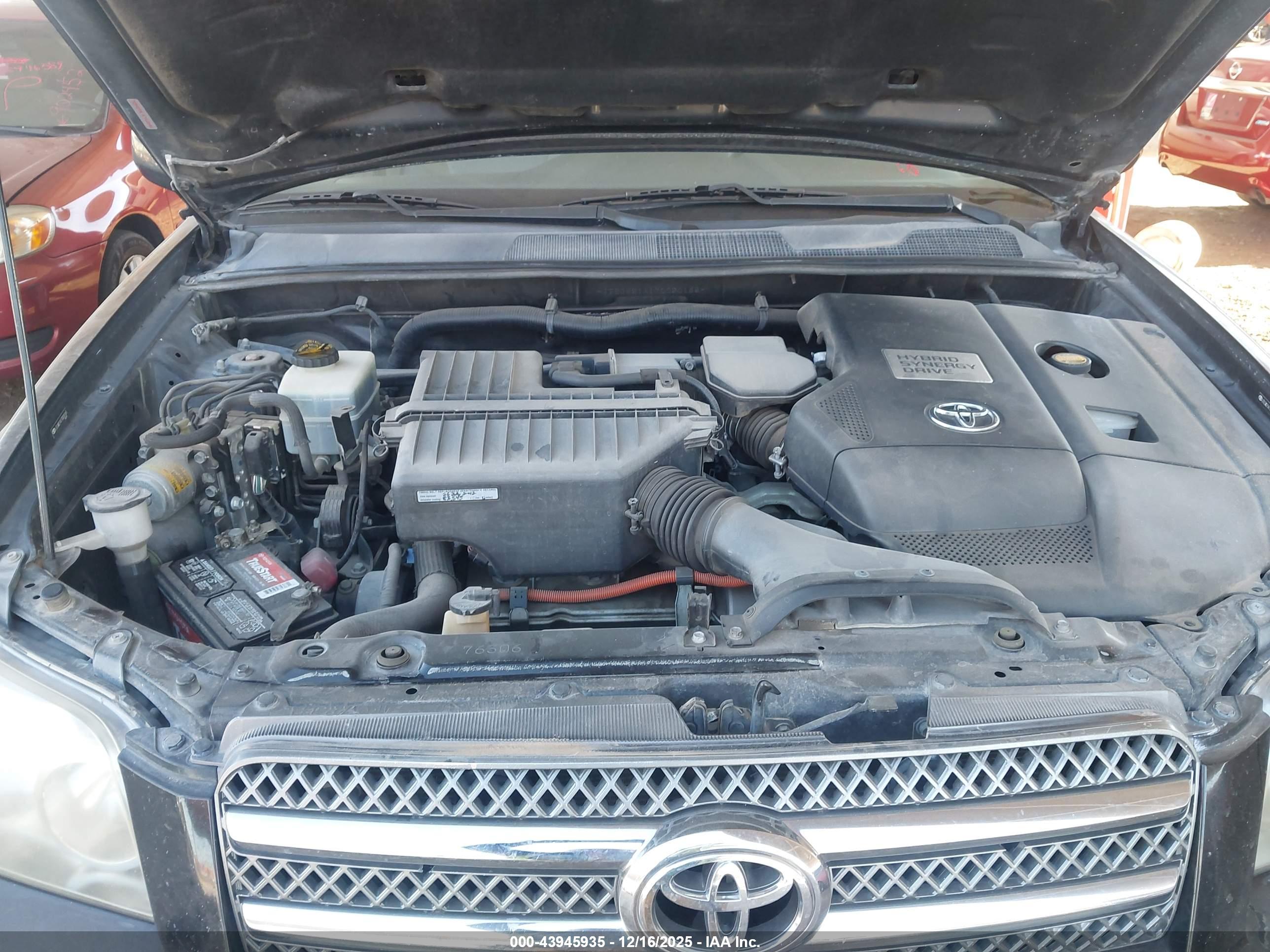 TOYOTA HIGHLANDER image 10
