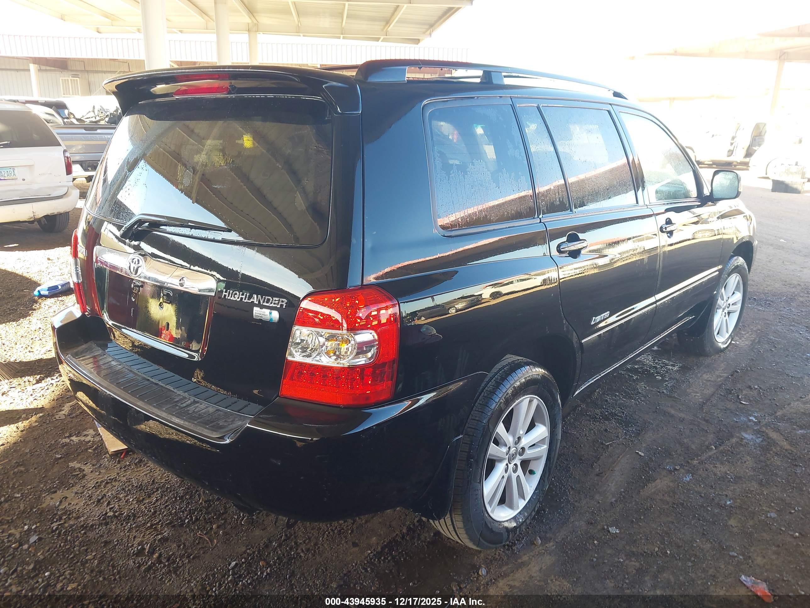 TOYOTA HIGHLANDER image 4