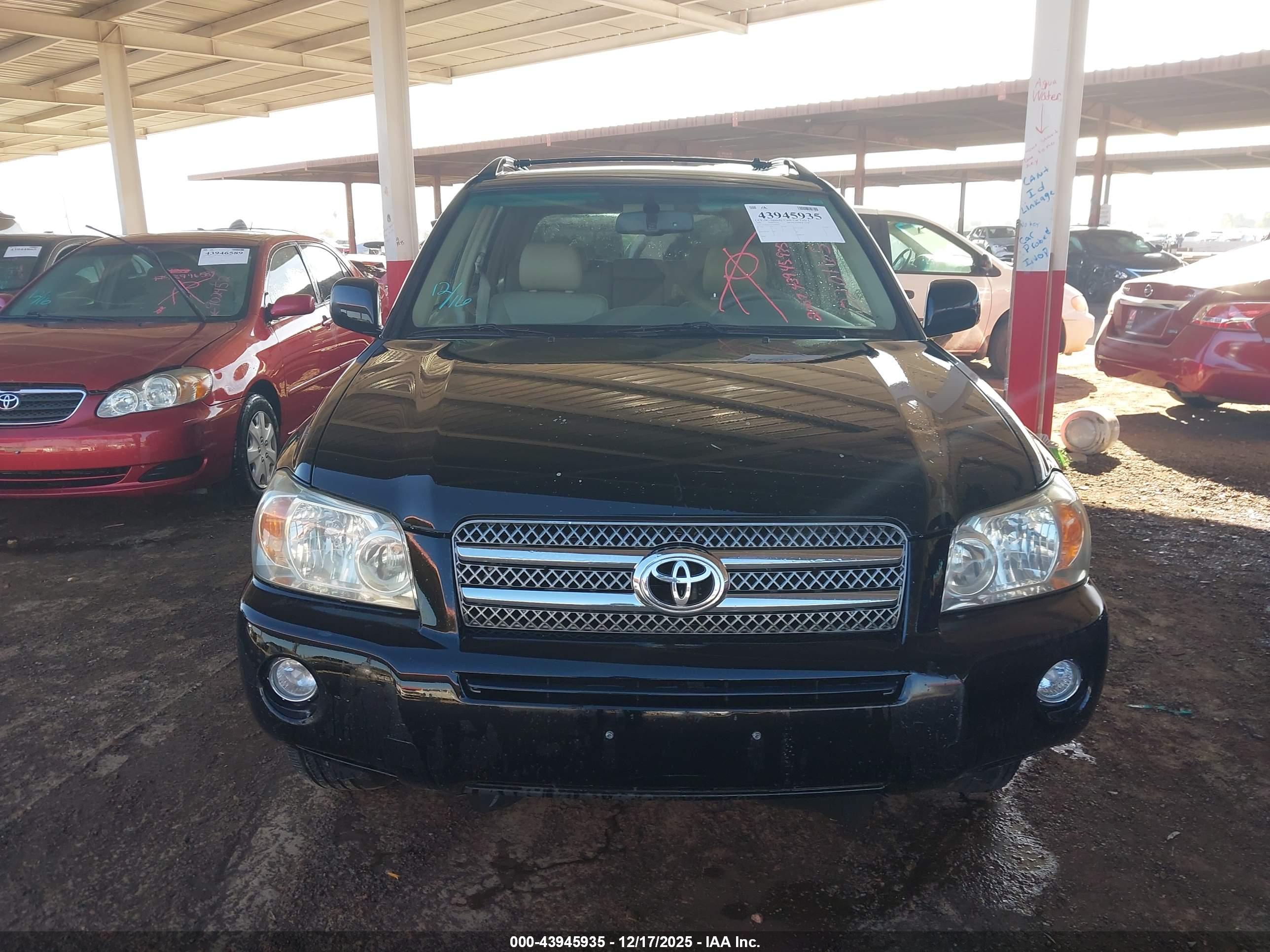TOYOTA HIGHLANDER image 6