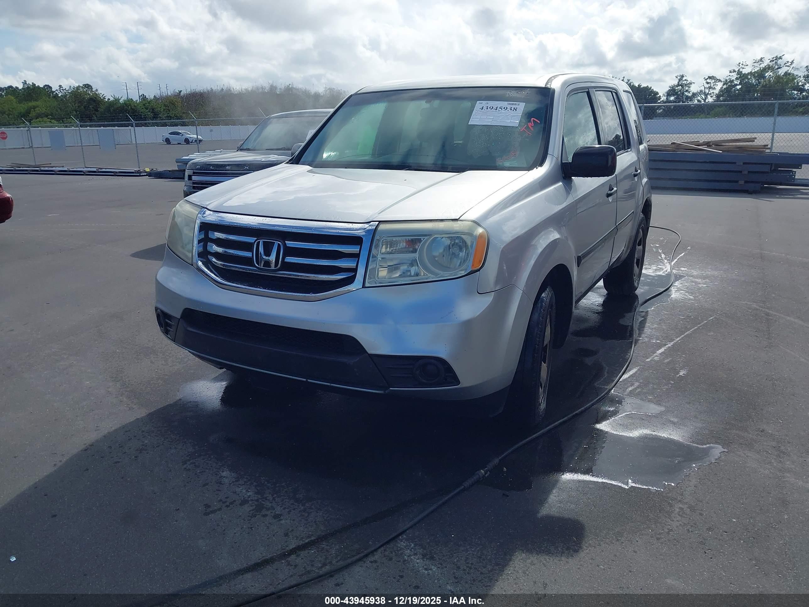 HONDA PILOT image 2