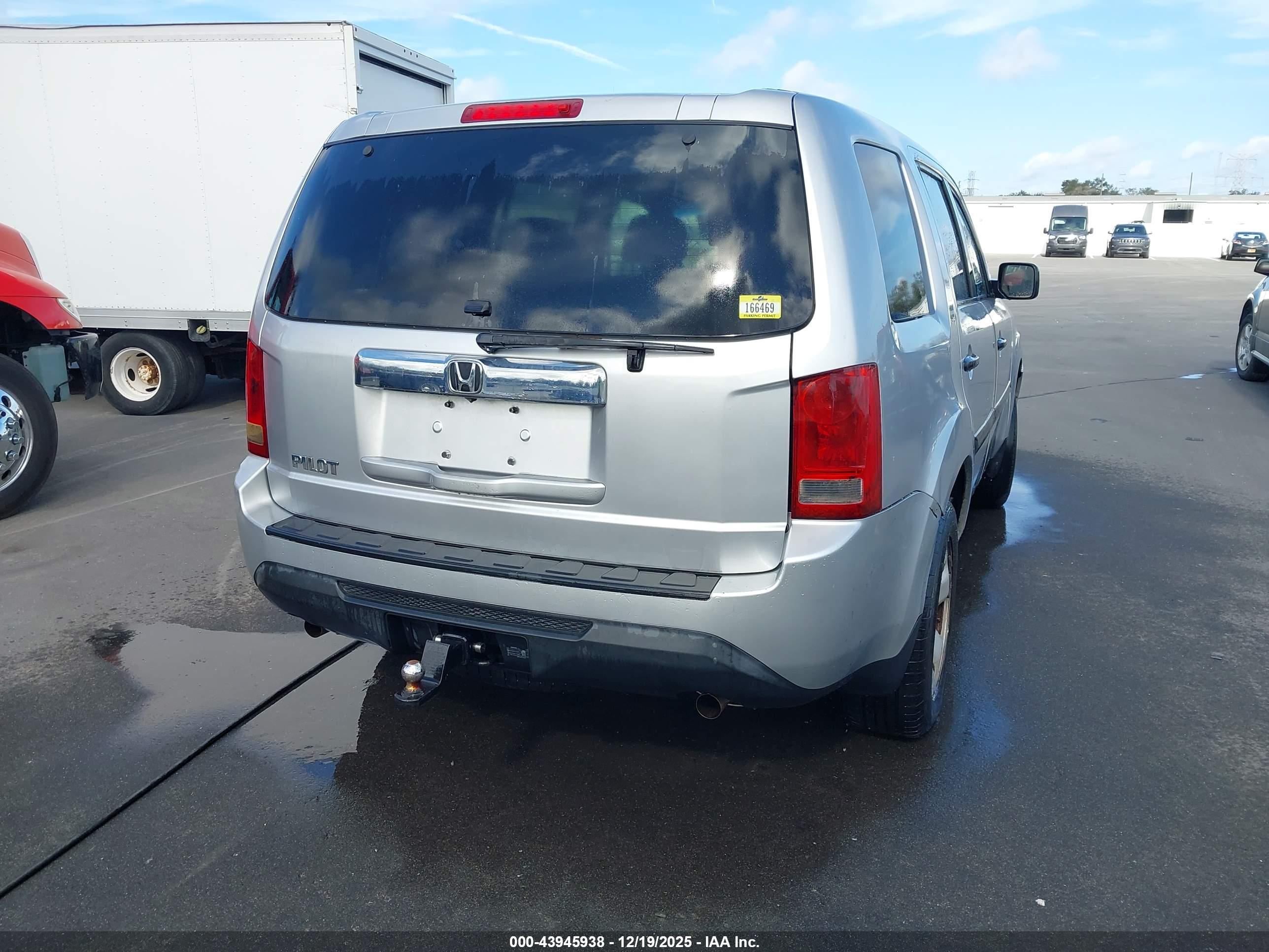 HONDA PILOT image 4