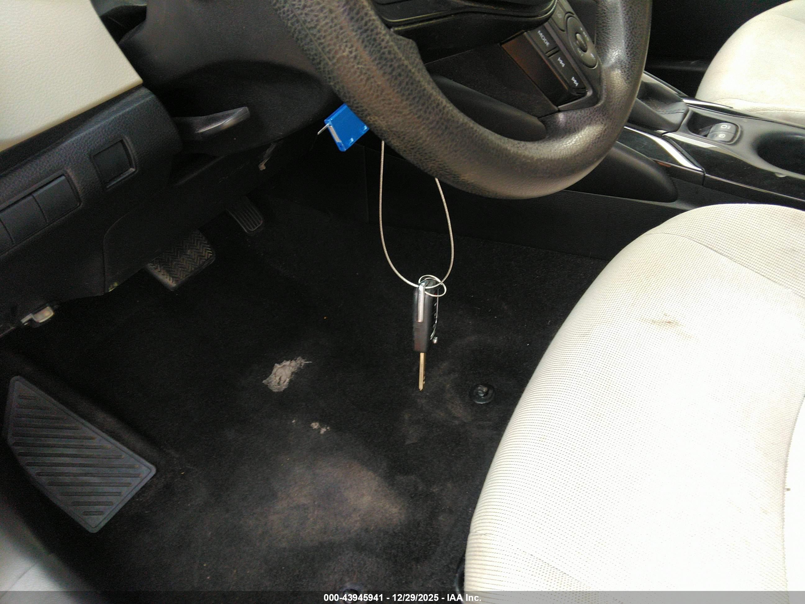 TOYOTA COROLLA image 11