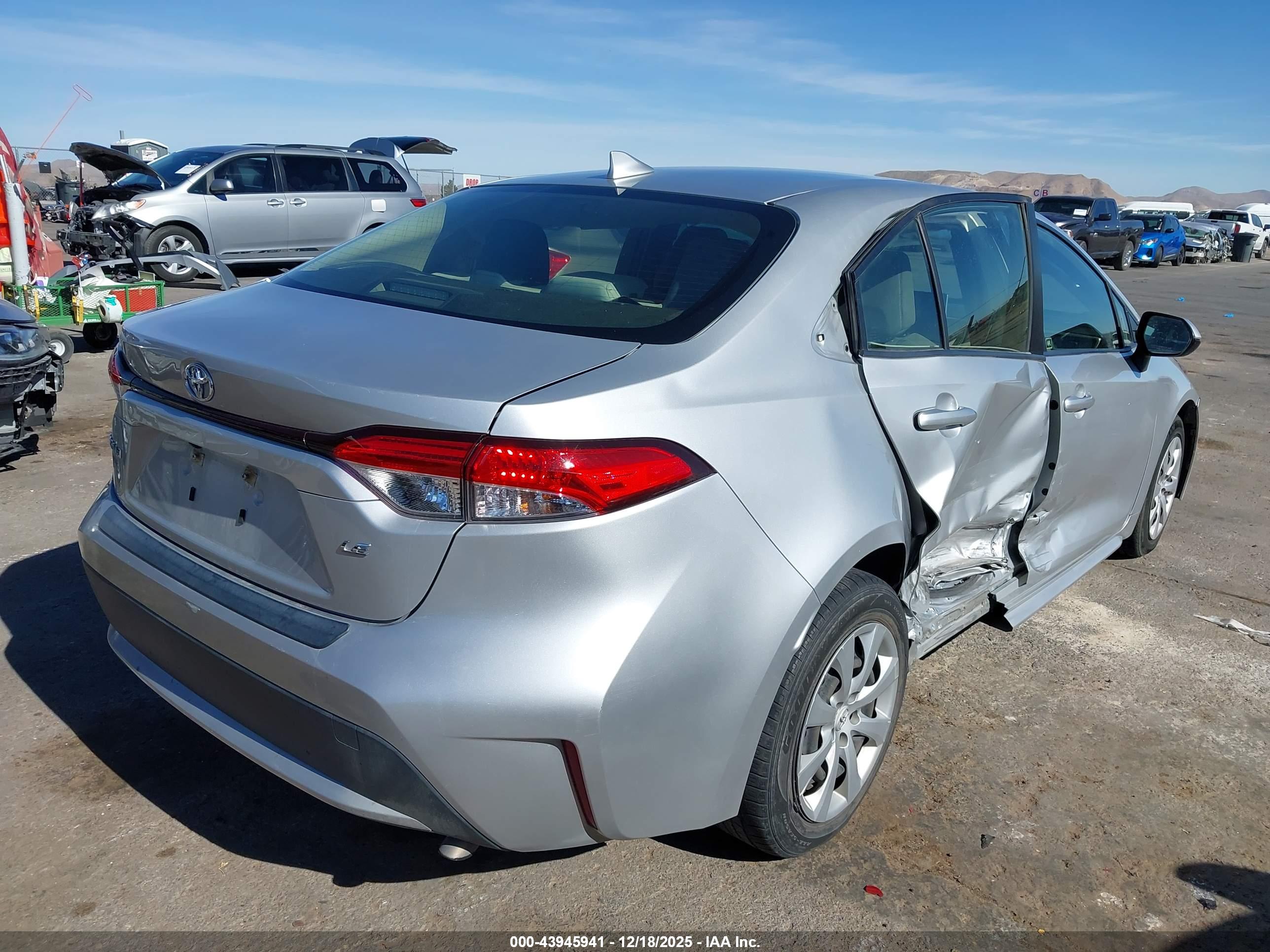 TOYOTA COROLLA image 4
