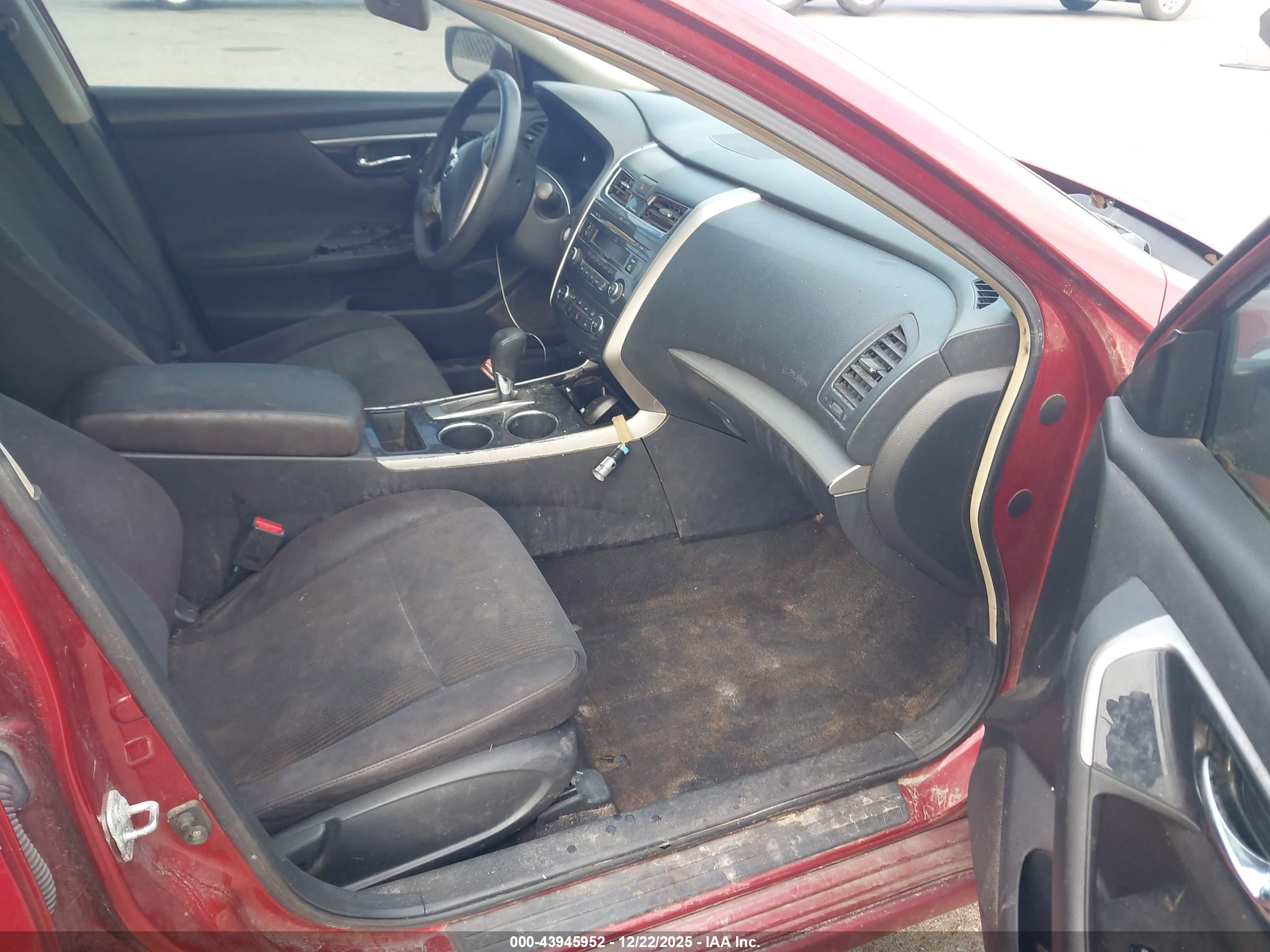 NISSAN ALTIMA image 5