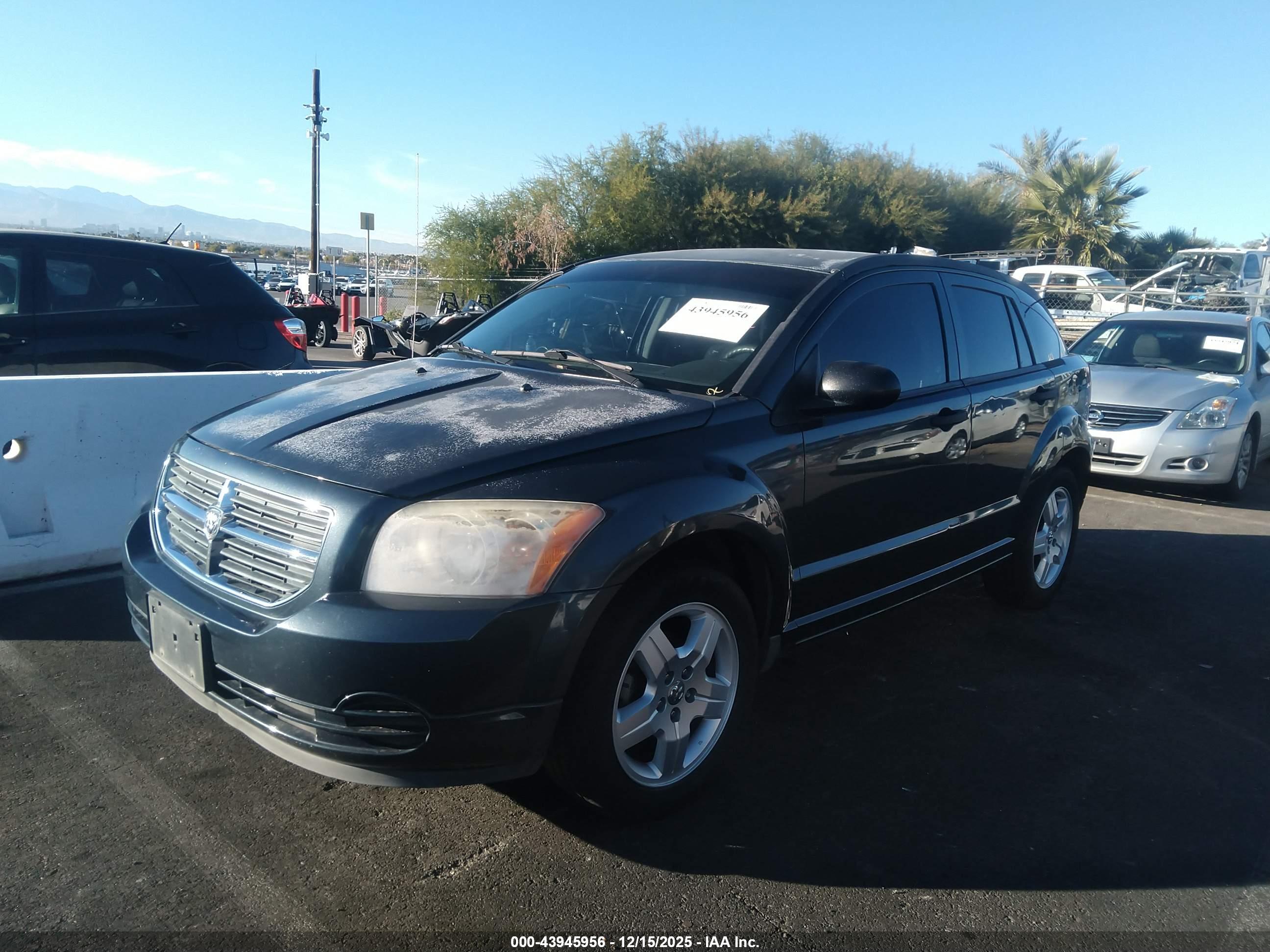 DODGE CALIBER image 2