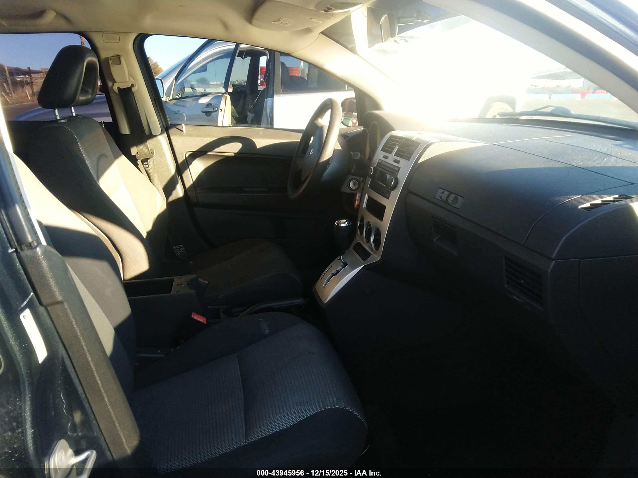 DODGE CALIBER image 5