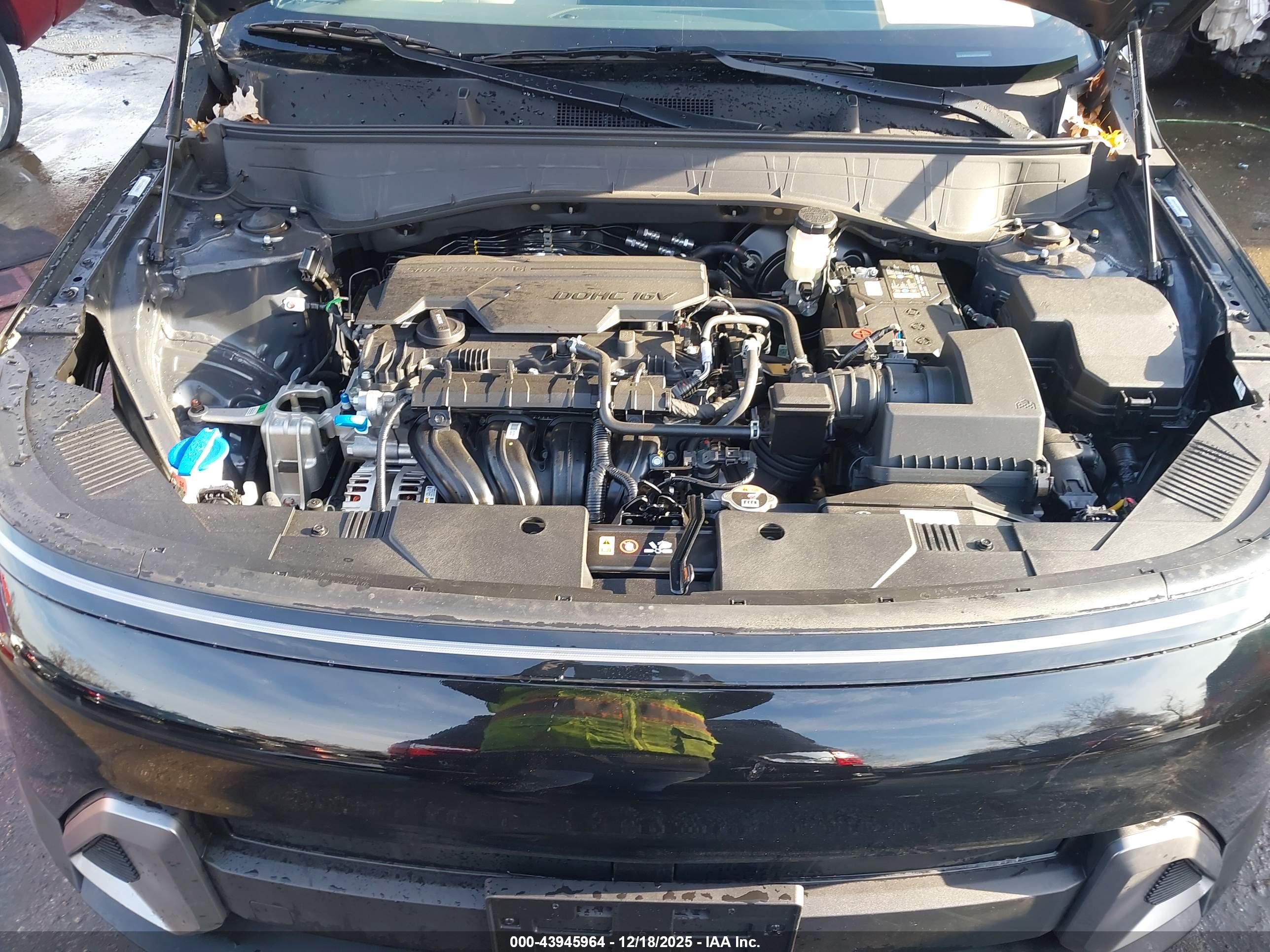 HYUNDAI KONA image 10